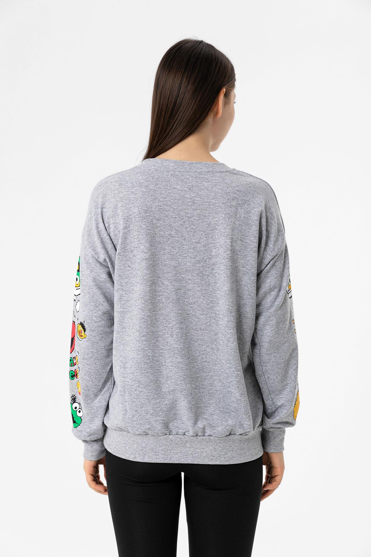 Kadın Baskı Detaylı Bisiklet Yaka Oversize Sweatshirt 235262 -