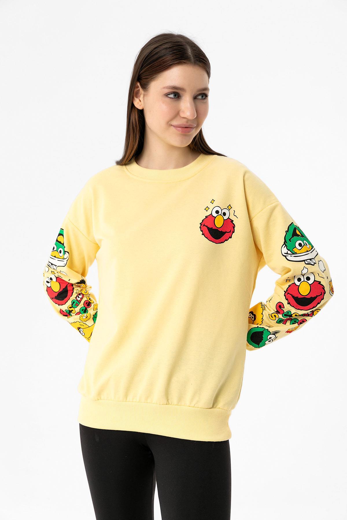 Kadın Baskı Detaylı Bisiklet Yaka Oversize Sweatshirt 235262 -