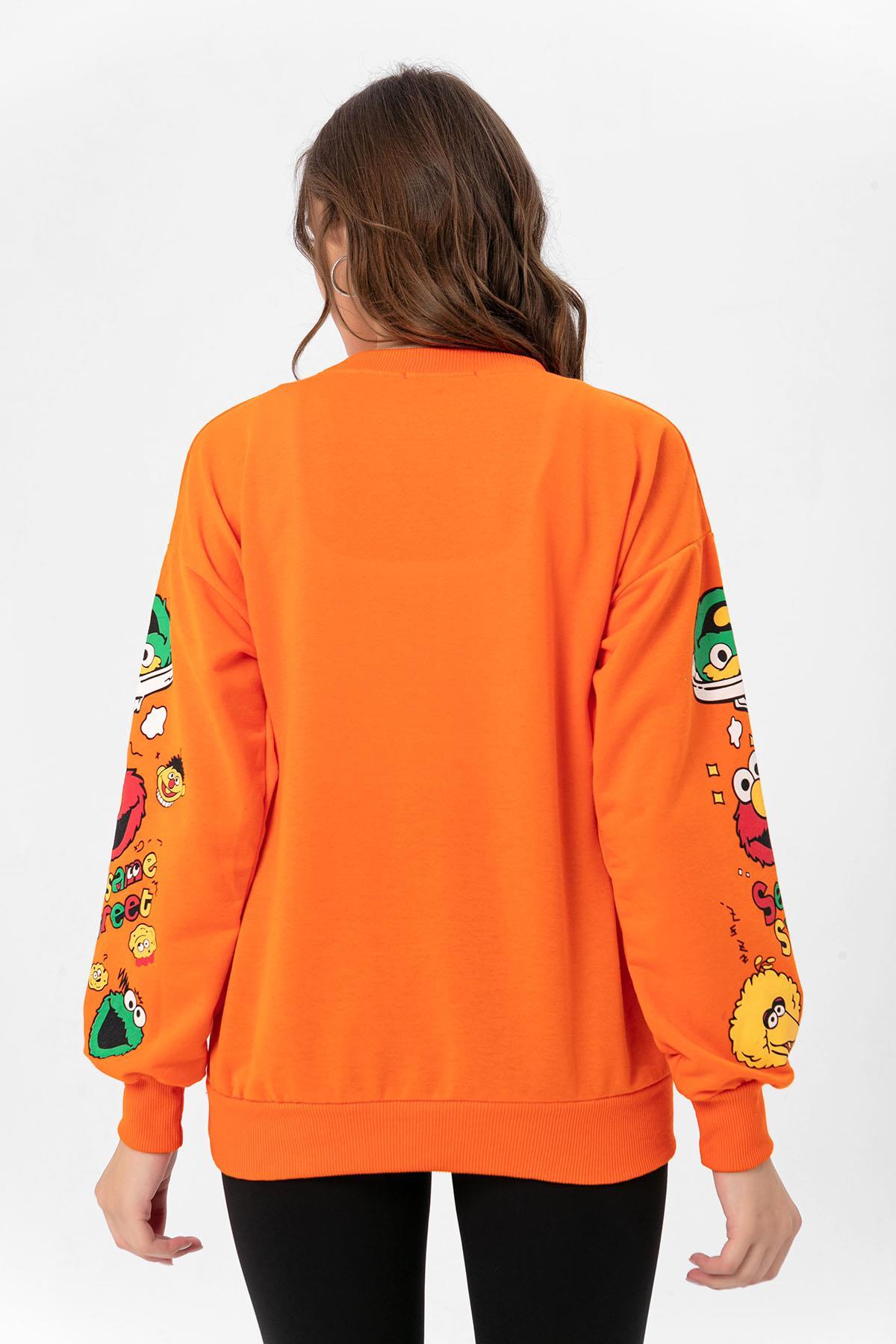 Kadın Baskı Detaylı Bisiklet Yaka Oversize Sweatshirt 245222 -