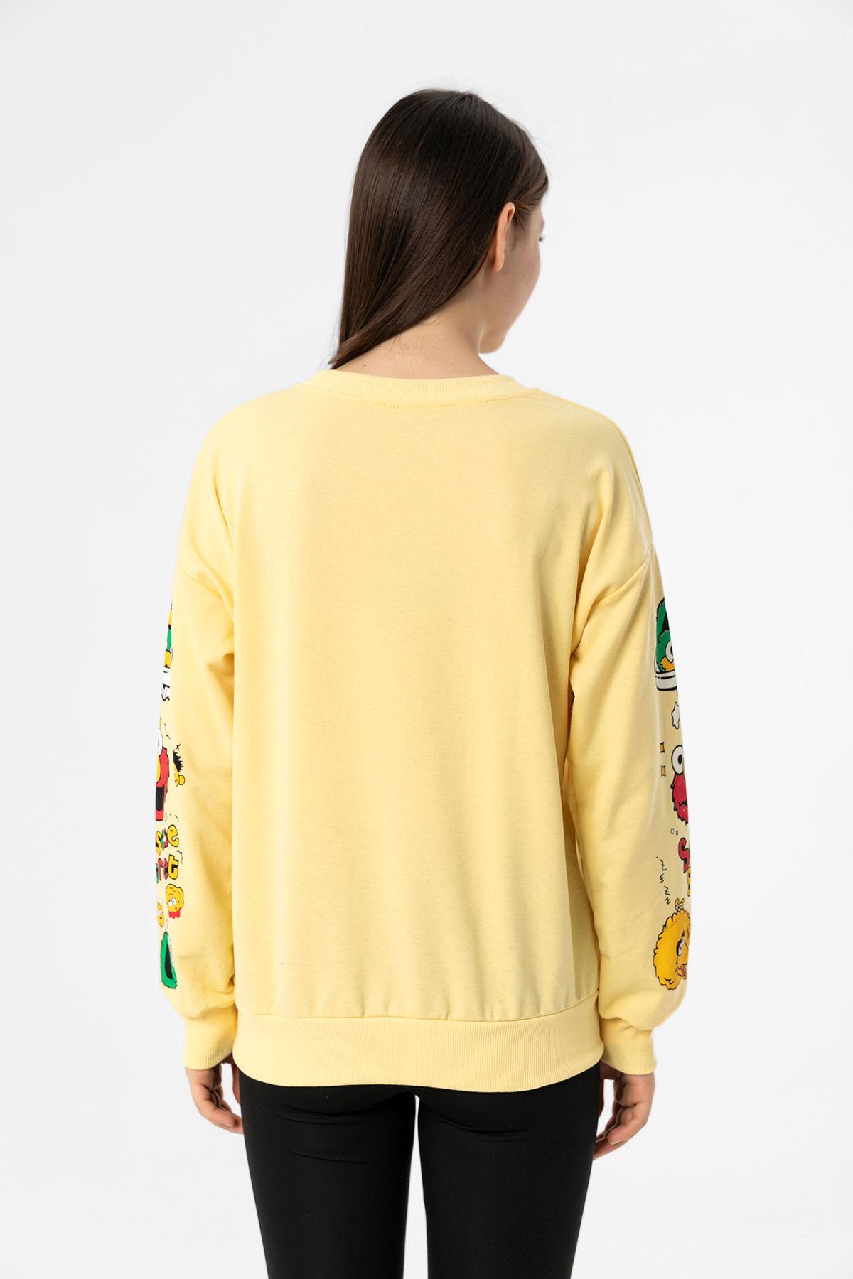 Kadın Baskı Detaylı Bisiklet Yaka Oversize Sweatshirt 245222 -