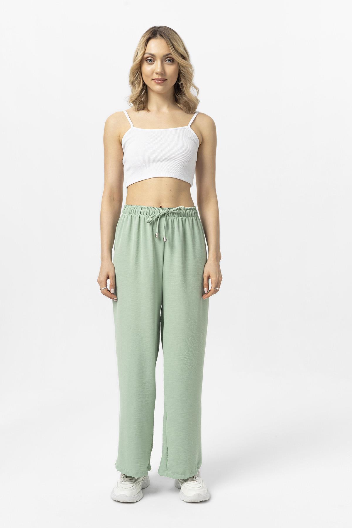 Kadın Beli Lastik Detaylı Bol Paça Pantolon 240240 -