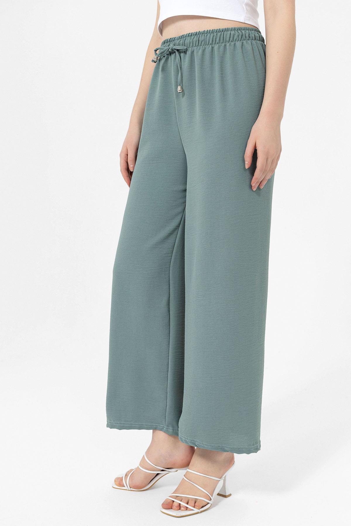 Kadın Beli Lastik Detaylı Bol Paça Pantolon 240240 -