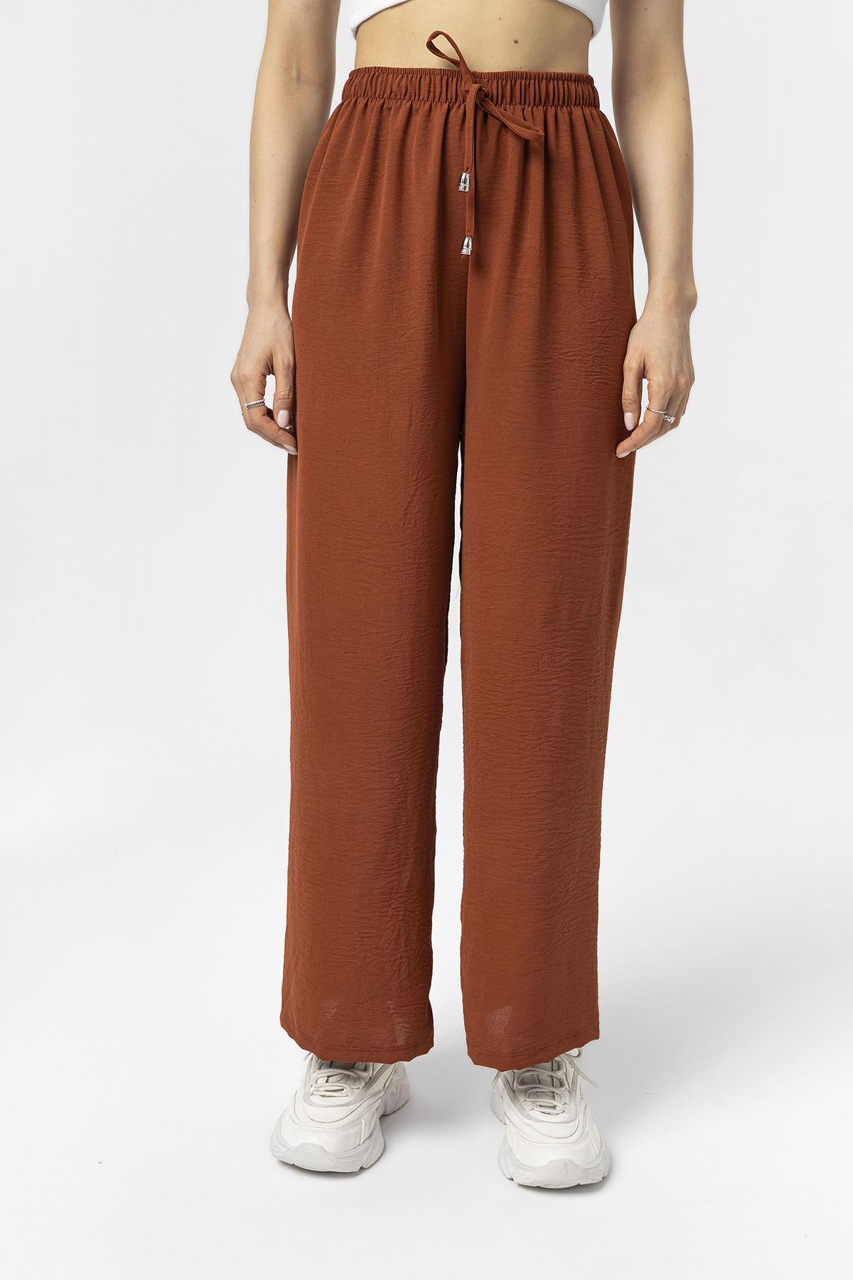 Kadın Beli Lastik Detaylı Bol Paça Pantolon 240240 -