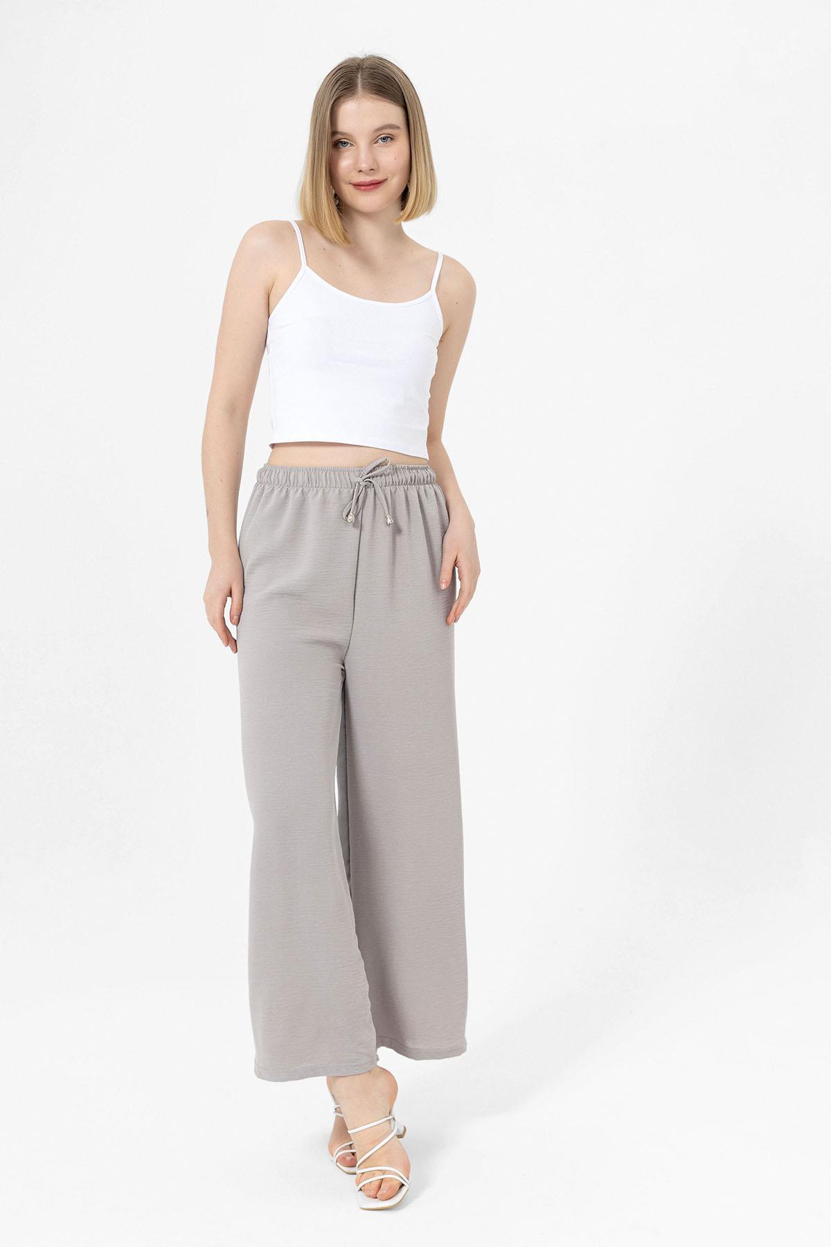 Kadın Beli Lastik Detaylı Bol Paça Pantolon 240240 -
