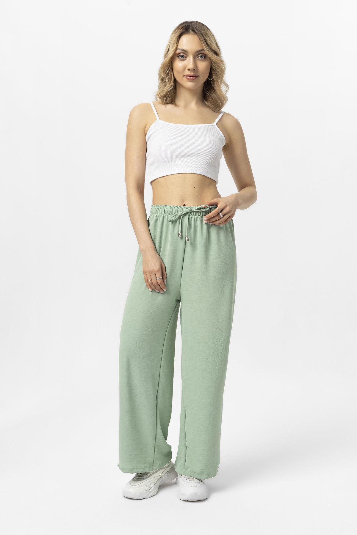 Kadın Beli Lastik Detaylı Bol Paça Pantolon 240240 -