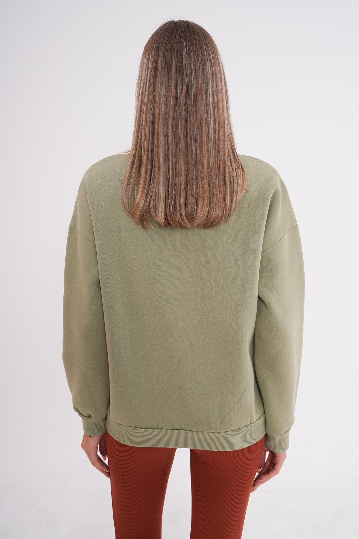 Kadın Bisiklet Yaka Üç İplik Oversize Sweatshirt 245075 -