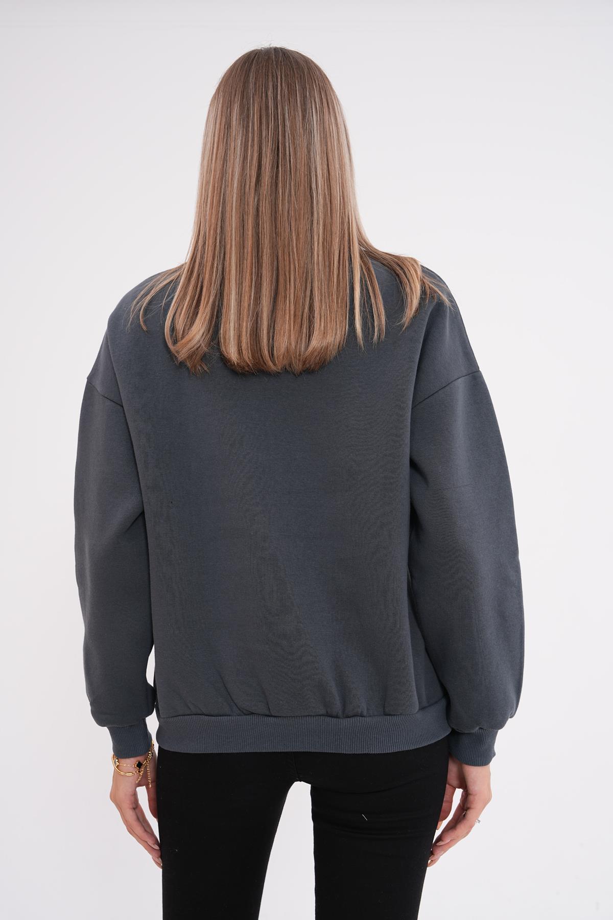 Kadın Bisiklet Yaka Üç İplik Oversize Sweatshirt 245075 -