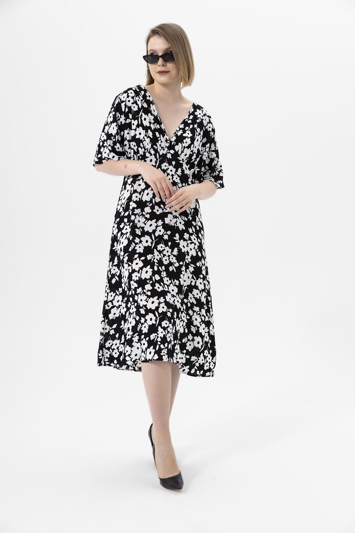 Kadın Çiçek Desenli V Yaka Oversize Elbise