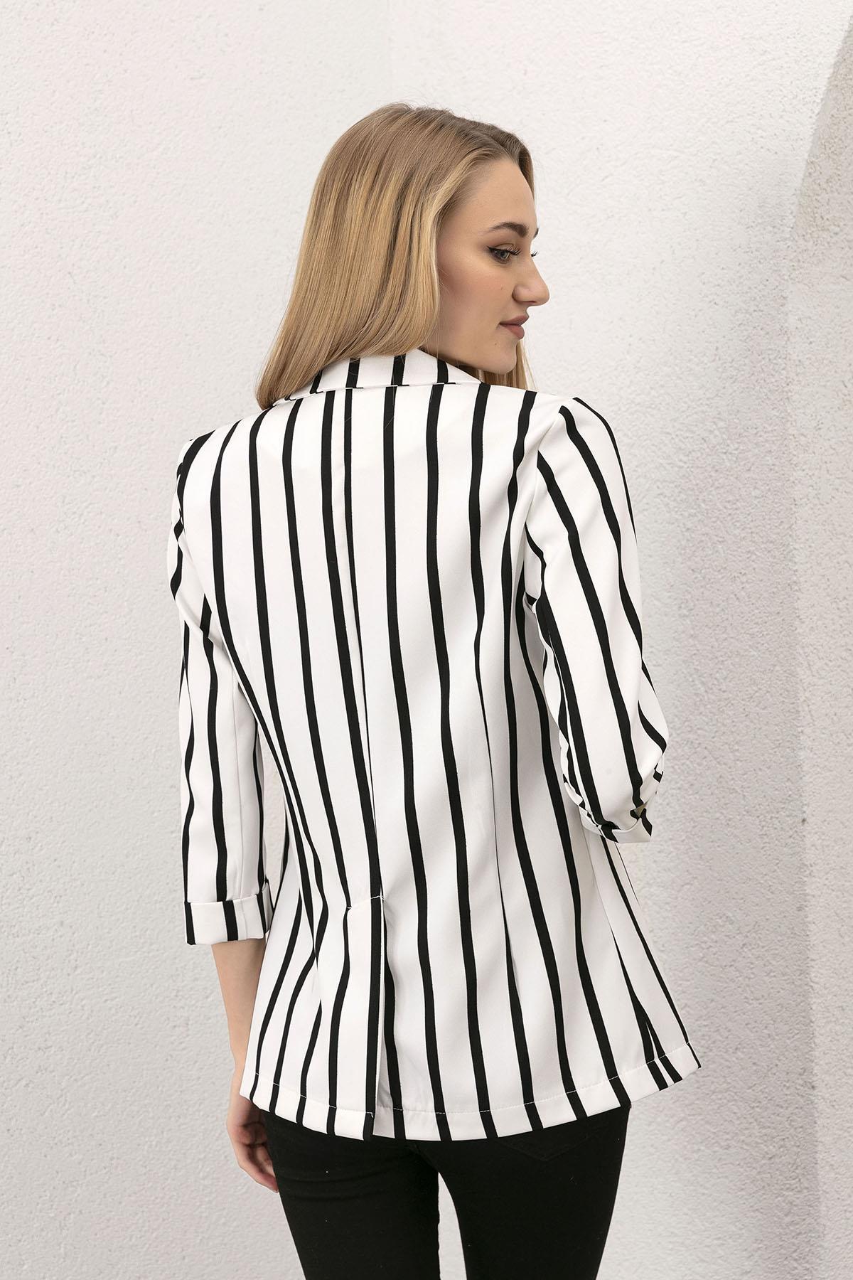 Kadın Çizgi Detaylı Önü Açık Blazer Ceket