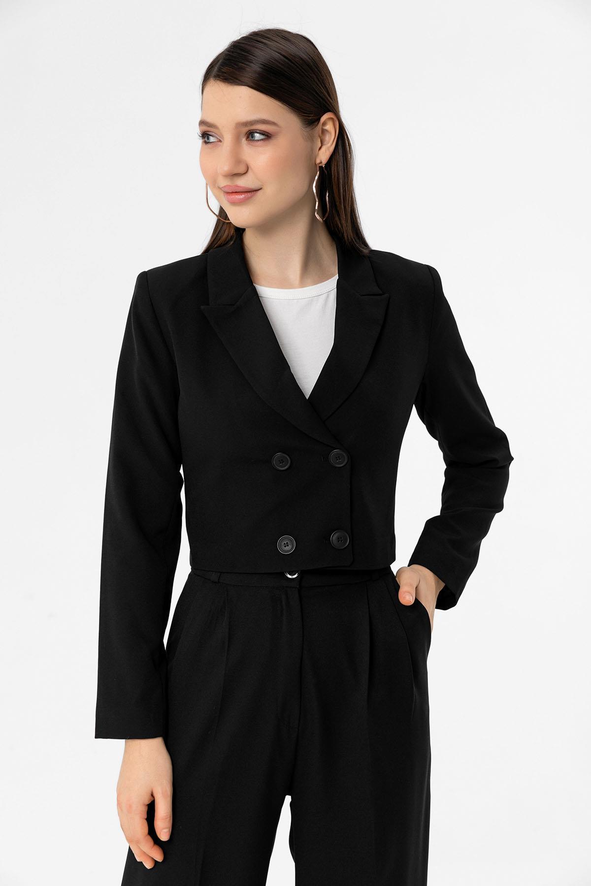 Kadın Düğme Kapamalı Crop Blazer Ceket
