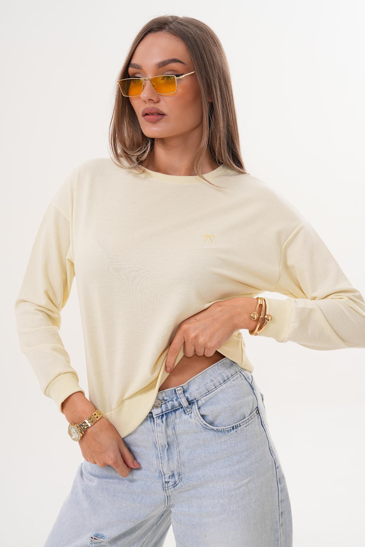 Kadın Fiyonk Nakışlı İki İplik Sweatshirt 255326 -