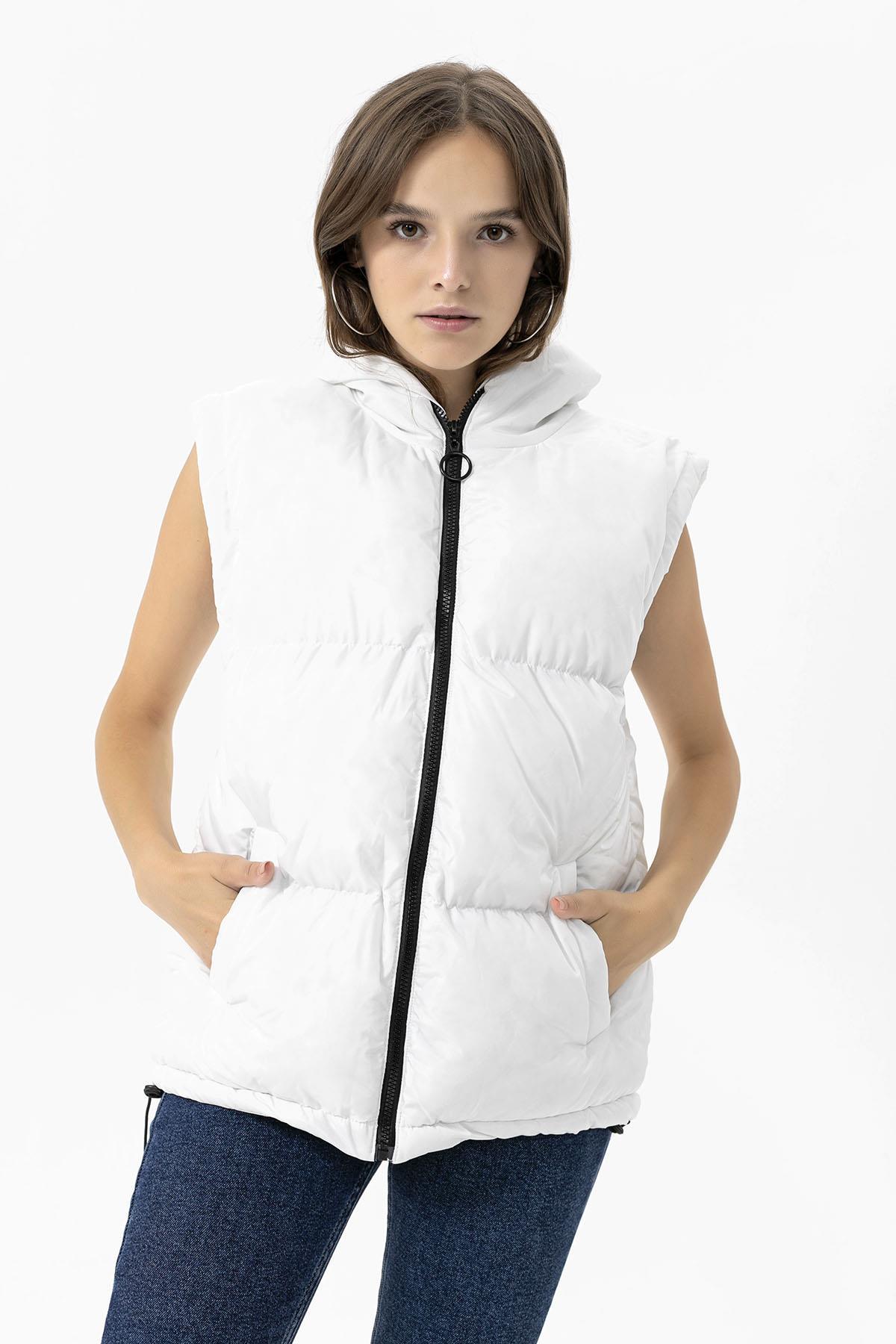 Kadın Jel Dolgulu Kapüşonlu Oversize Şişme Yelek 235015 -