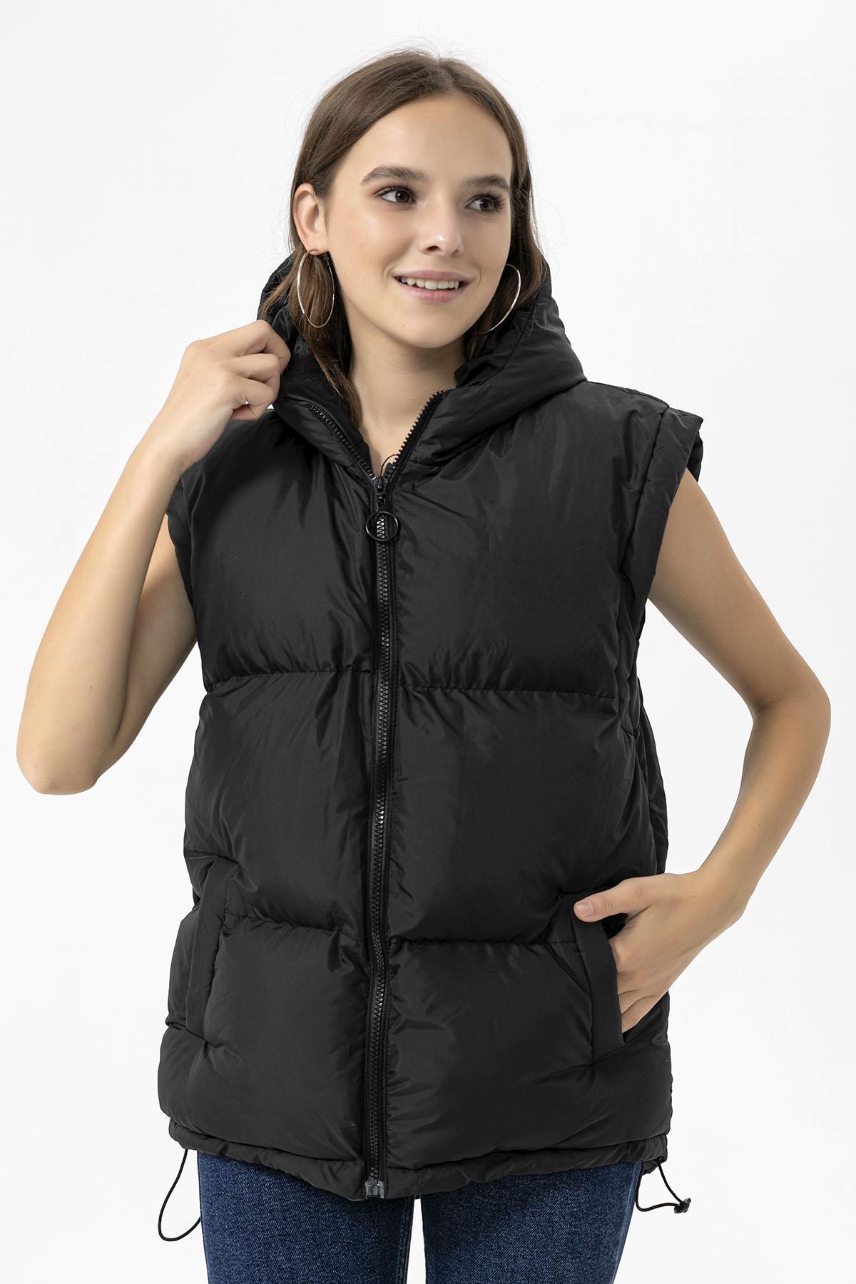 Kadın Jel Dolgulu Kapüşonlu Oversize Şişme Yelek 235015 -