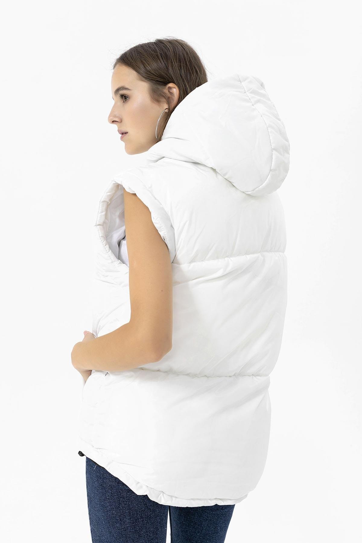 Kadın Jel Dolgulu Kapüşonlu Oversize Şişme Yelek 235015 -