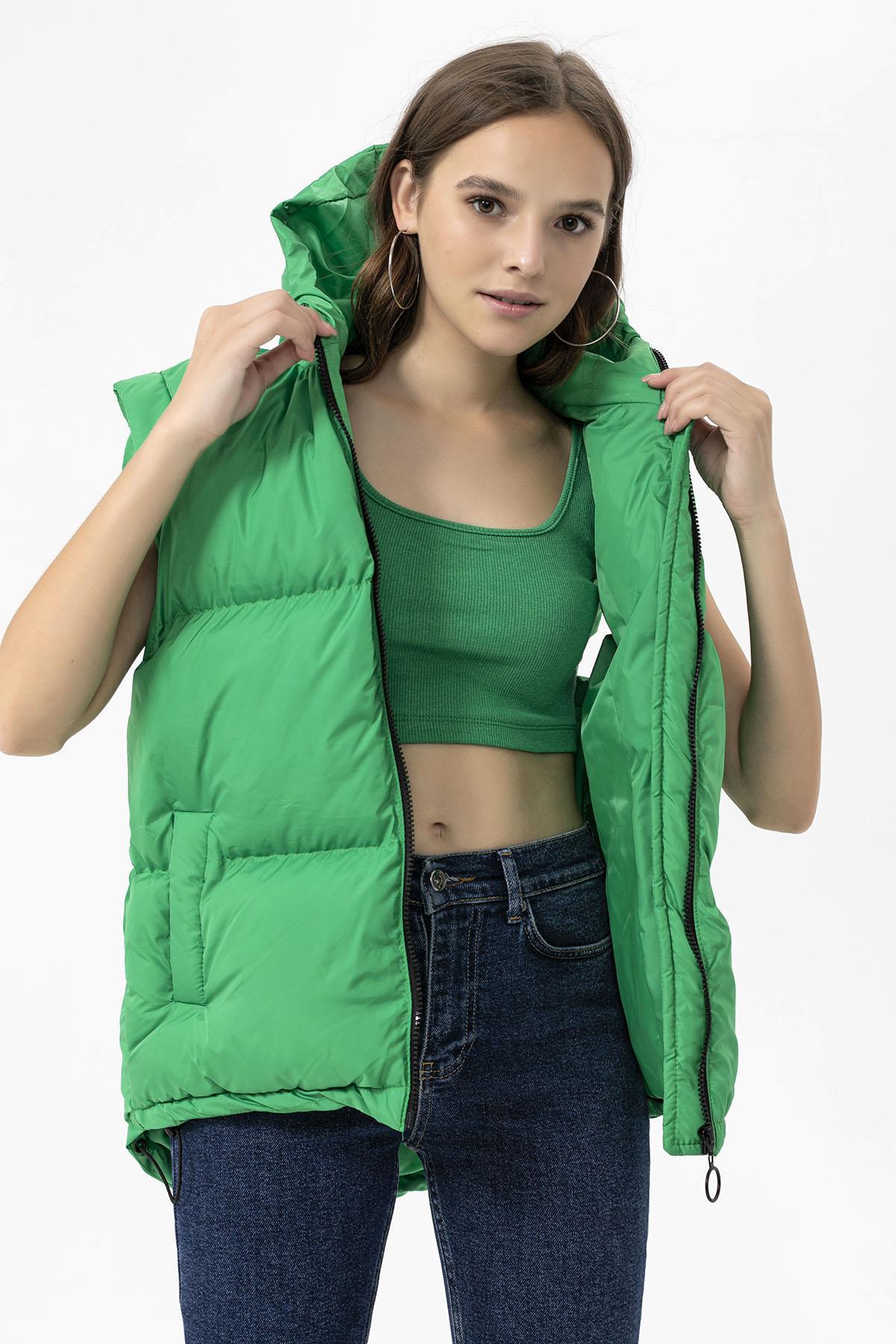 Kadın Jel Dolgulu Kapüşonlu Oversize Şişme Yelek 235015 -