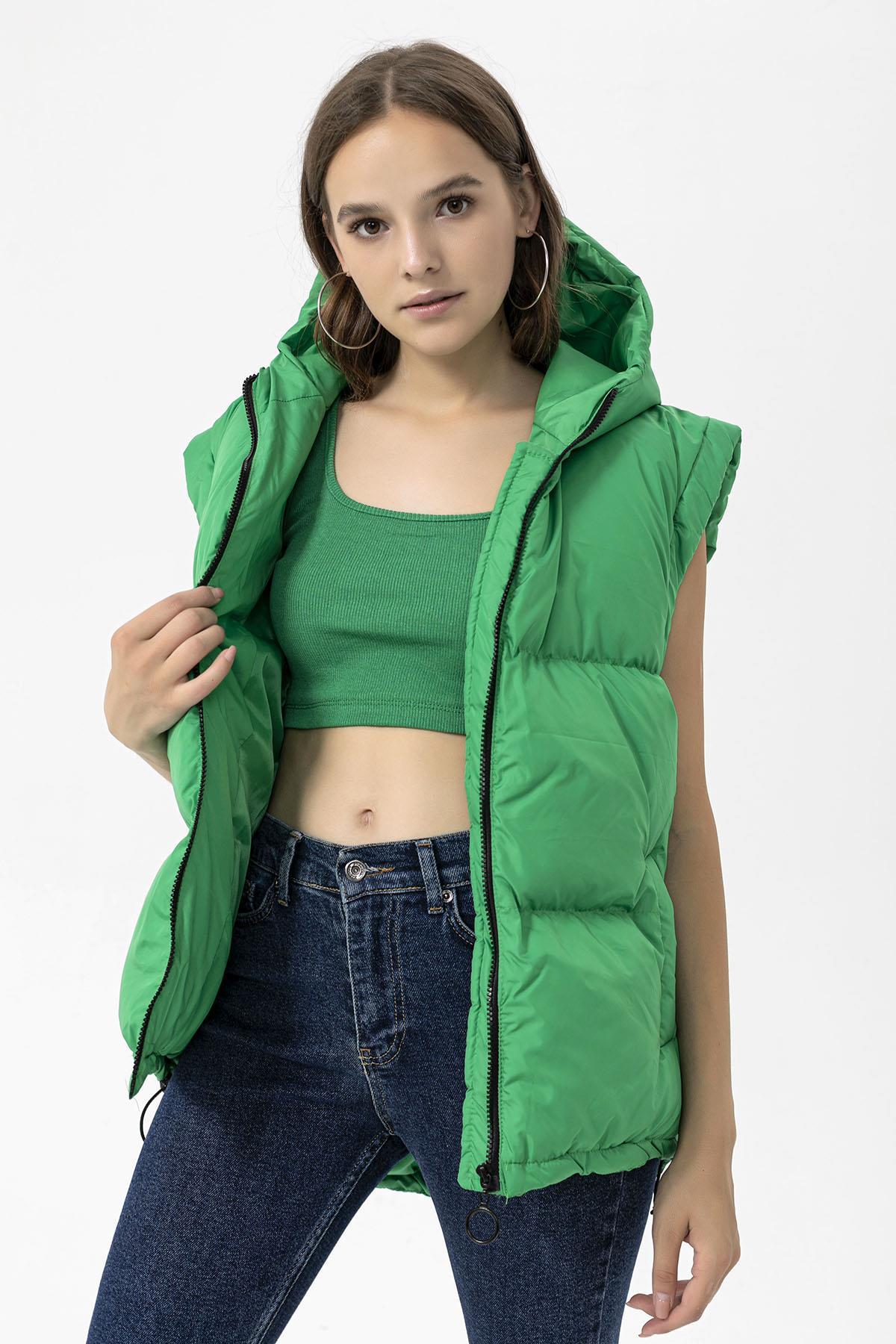 Kadın Jel Dolgulu Kapüşonlu Oversize Şişme Yelek 235015 -