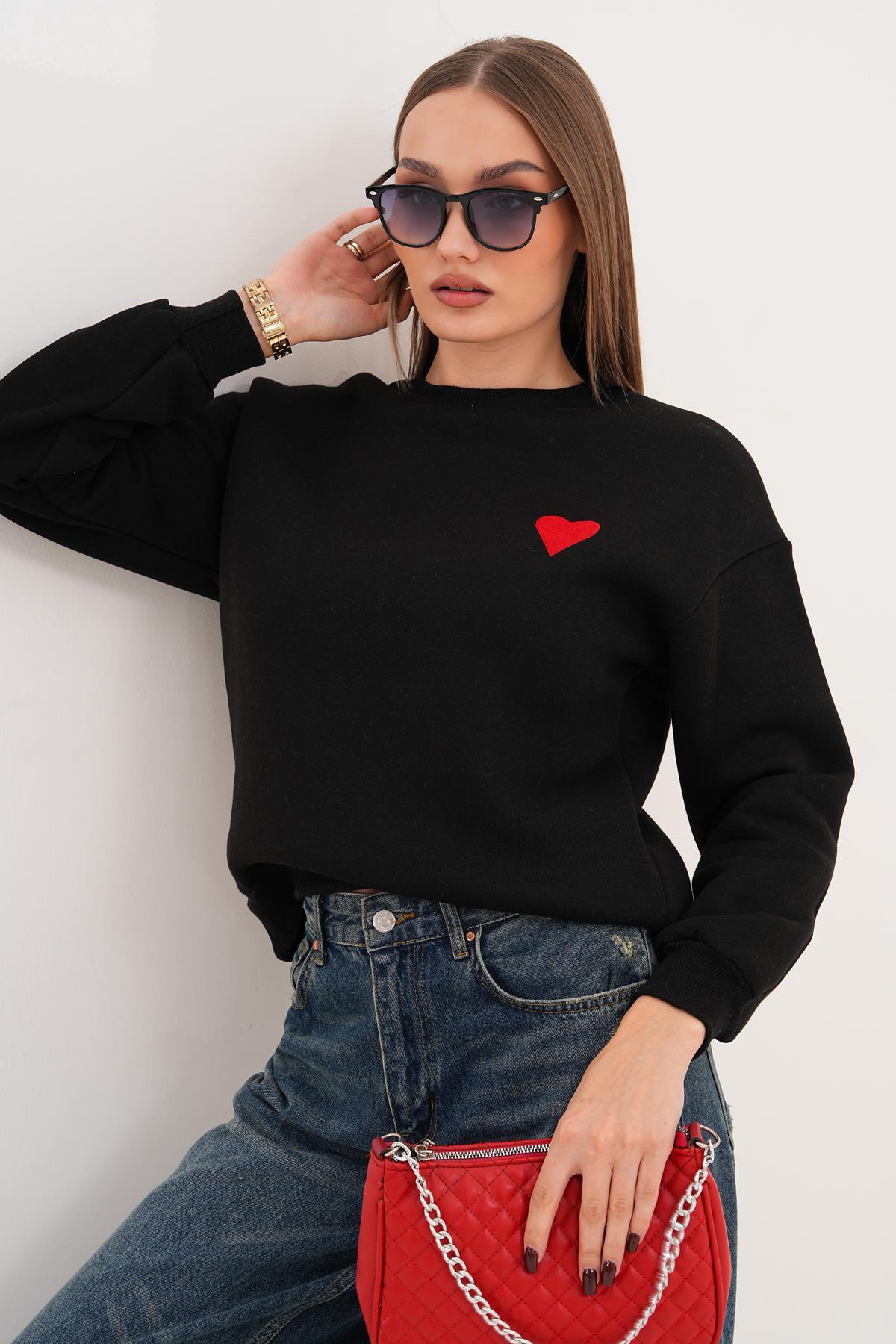 Kadın Kalp Nakışlı Üç İplik Sweatshirt 255008 -