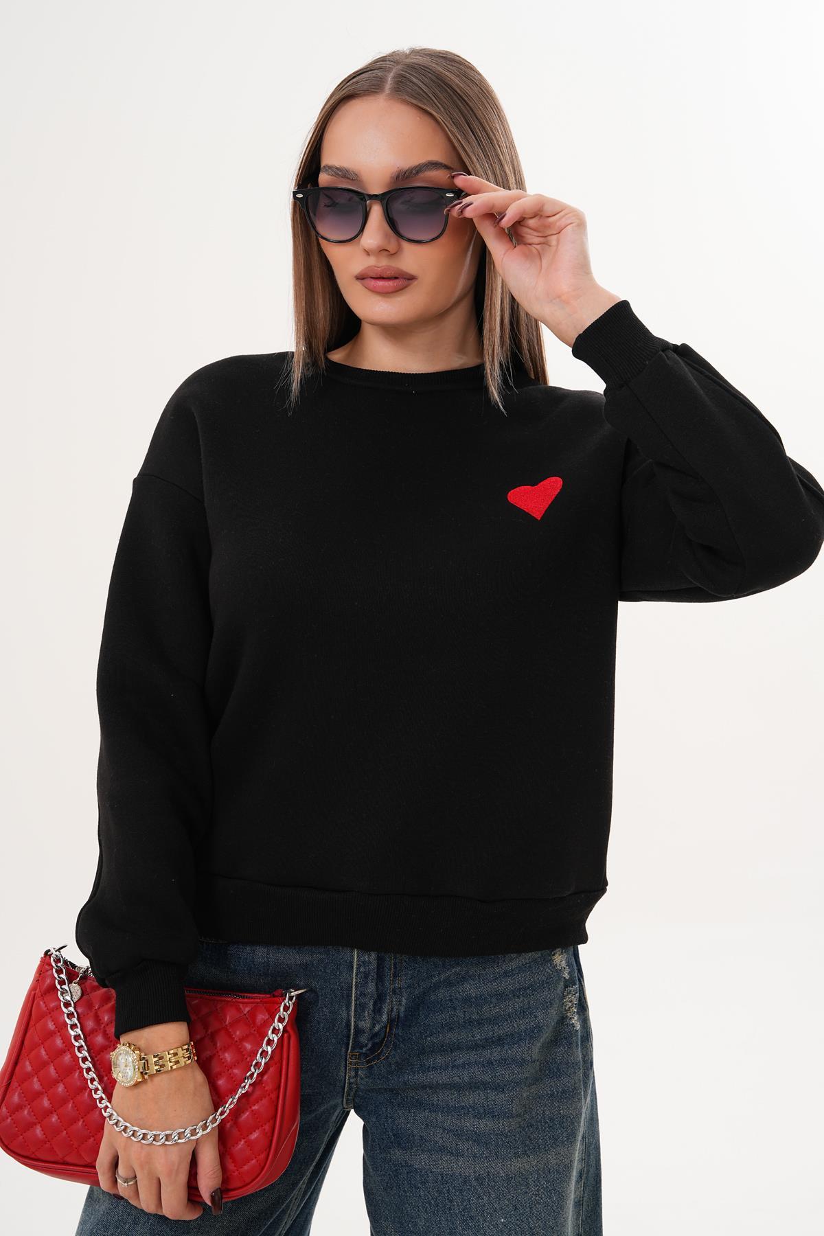 Kadın Kalp Nakışlı Üç İplik Sweatshirt 255008 -
