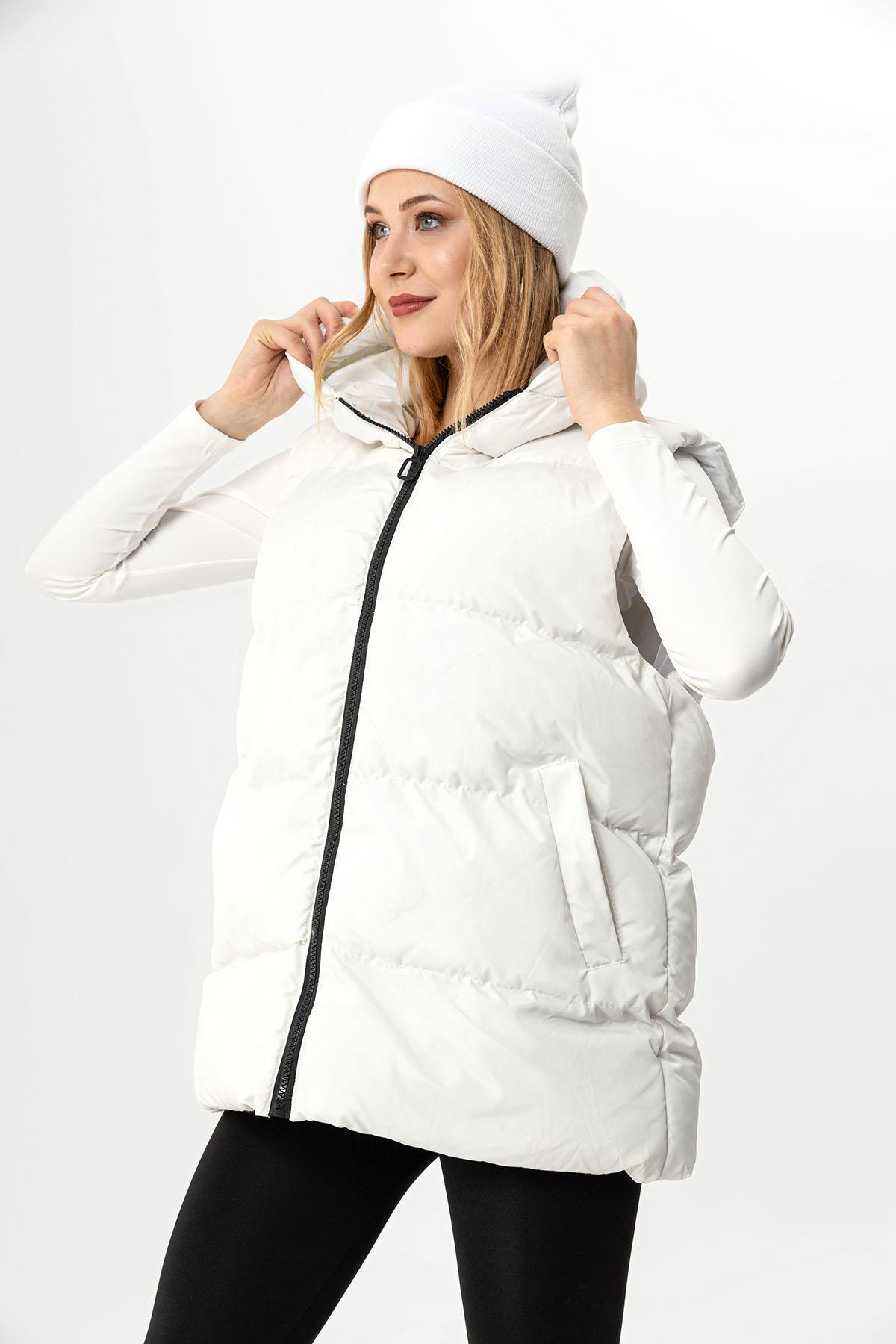 Kadın Kapüşon Detaylı Oversize Şişme Yelek