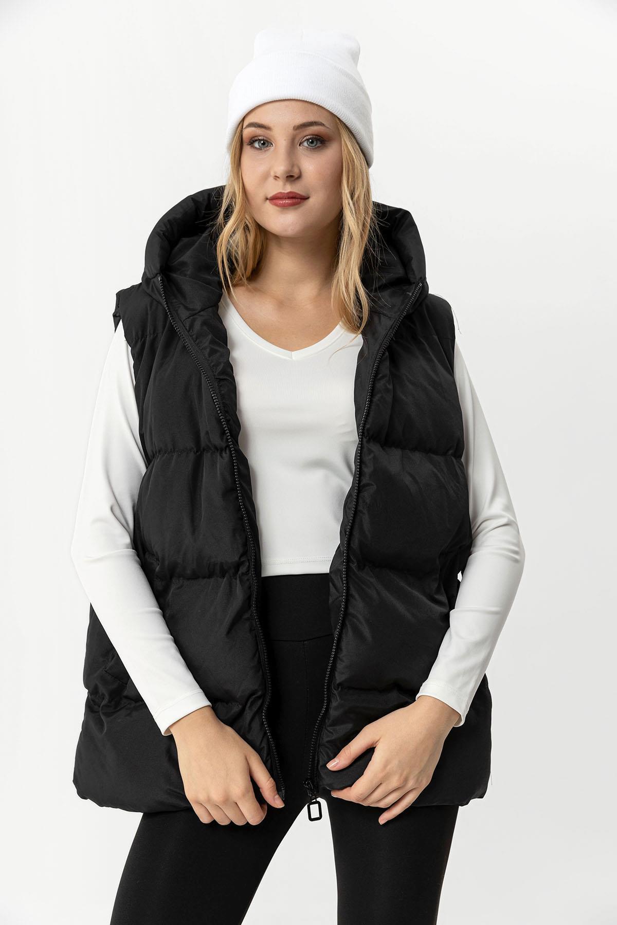 Kadın Kapüşon Detaylı Oversize Şişme Yelek