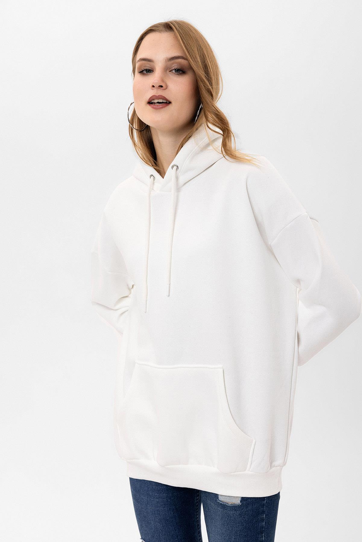 Kadın Kapüşonlu Kanguru Cep Detaylı Üç İplik Sweatshirt