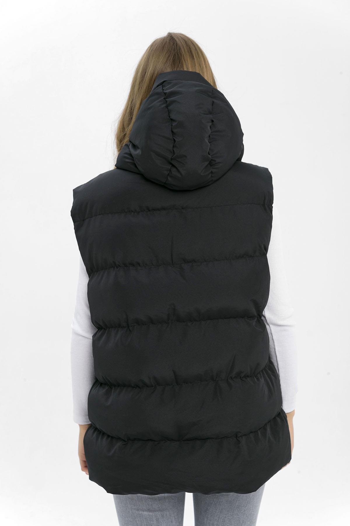 Kadın Kapüşonlu Oversize Şişme Yelek