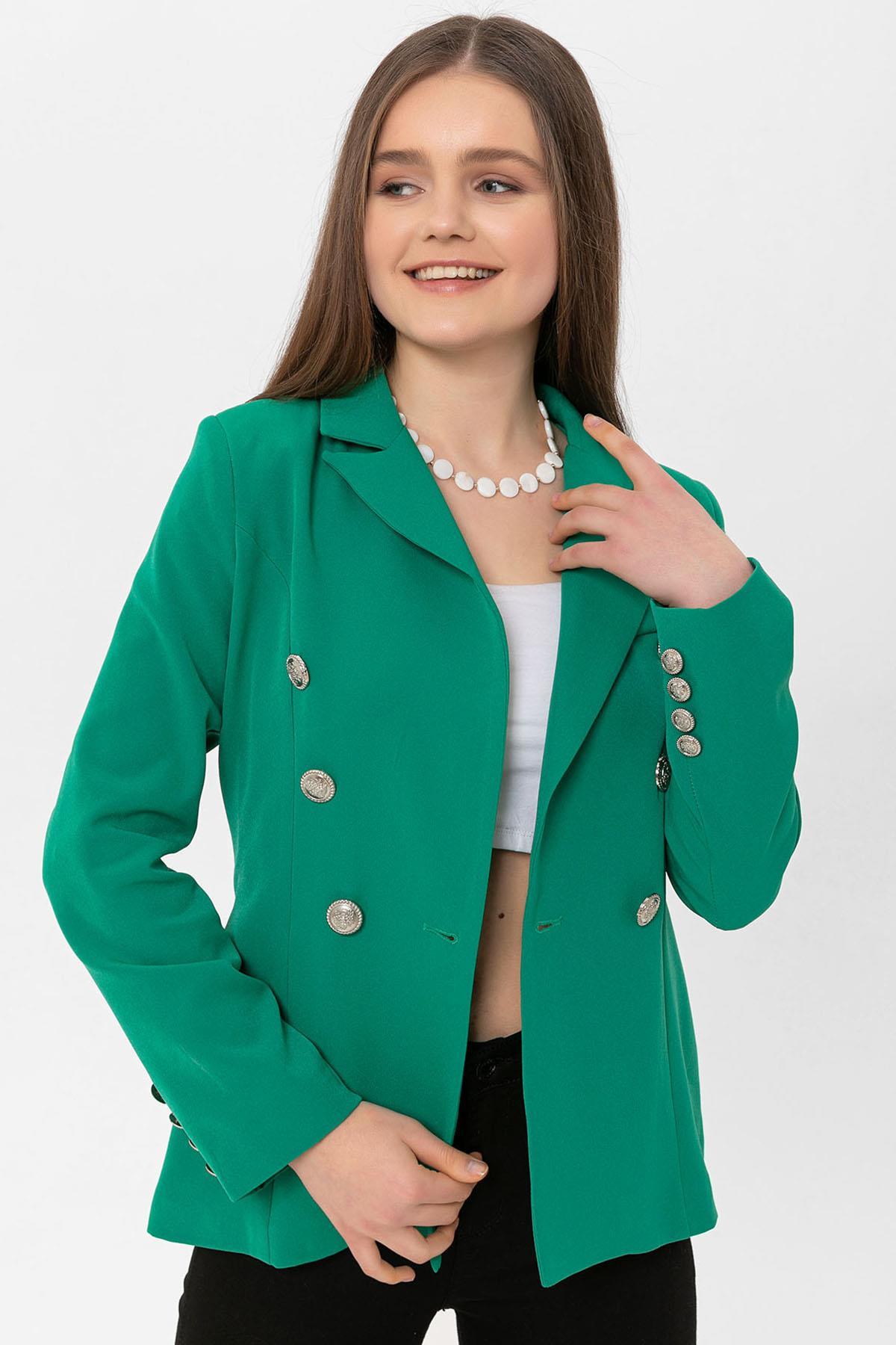 Kadın Kruvaze Yaka Düğme Detaylı Blazer Ceket