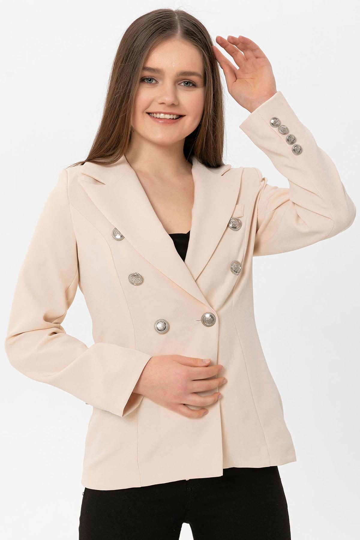 Kadın Kruvaze Yaka Düğme Detaylı Blazer Ceket