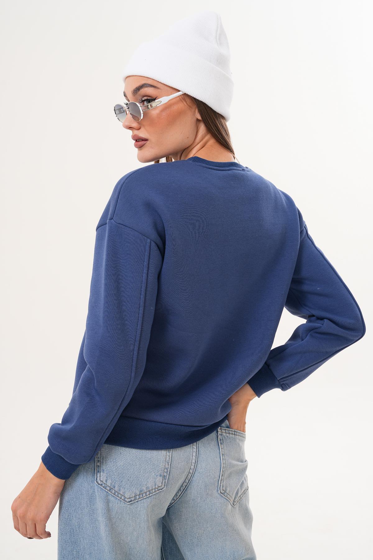 Kadın Önü Nakış Detaylı Üç İplik Sweatshirt 255007 -