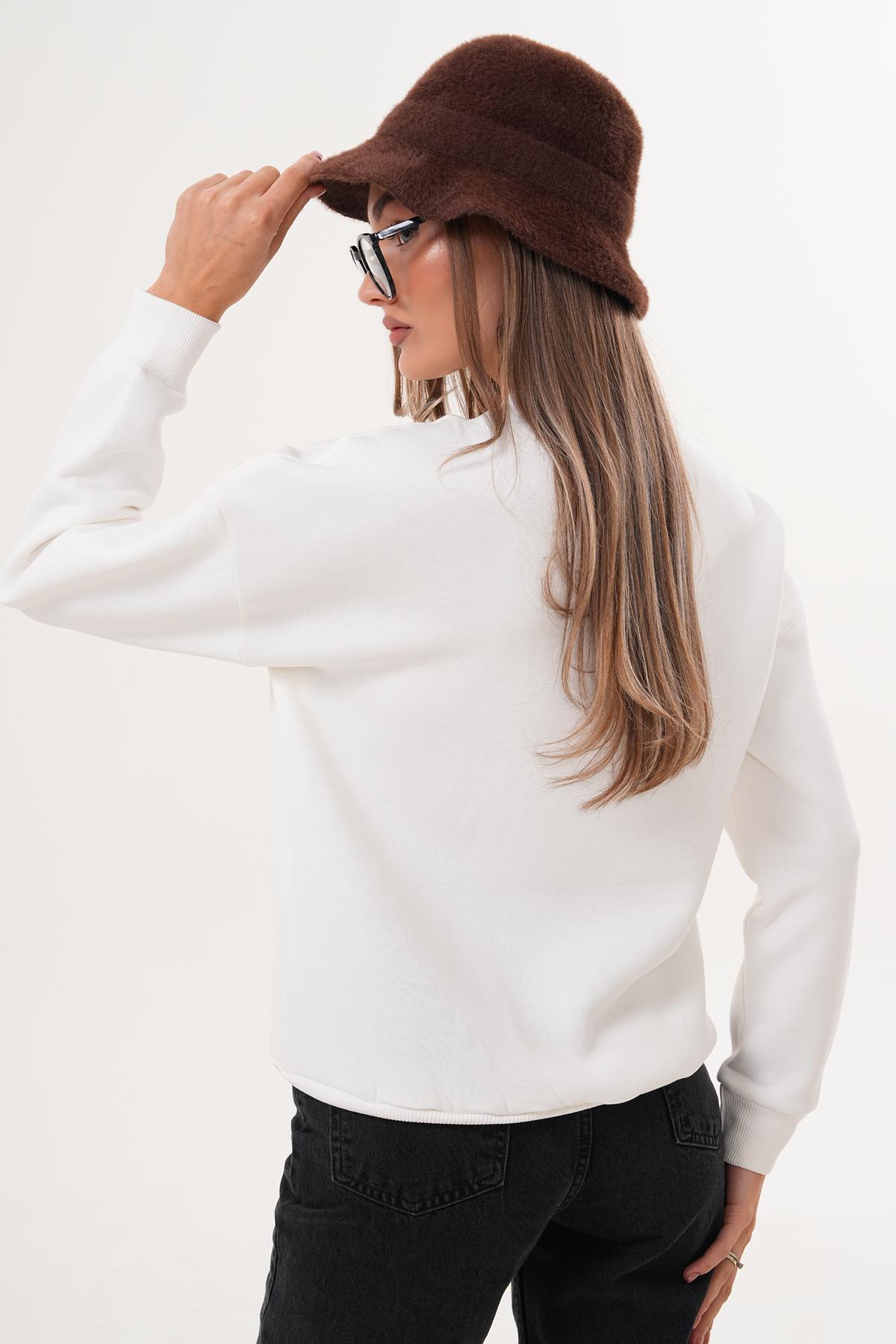 Kadın Önü Yazı Detaylı Üç İplik Sweatshirt 255365 -