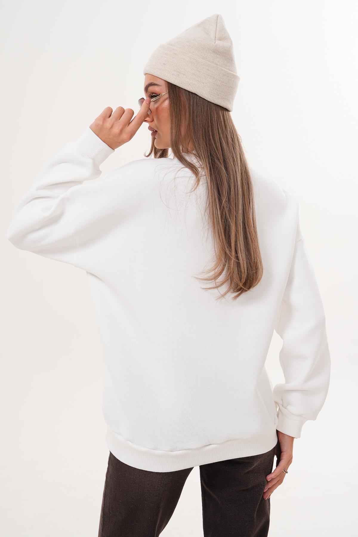 Kadın Önü Yazı Nakışlı Üç İplik Sweatshirt 255366 -