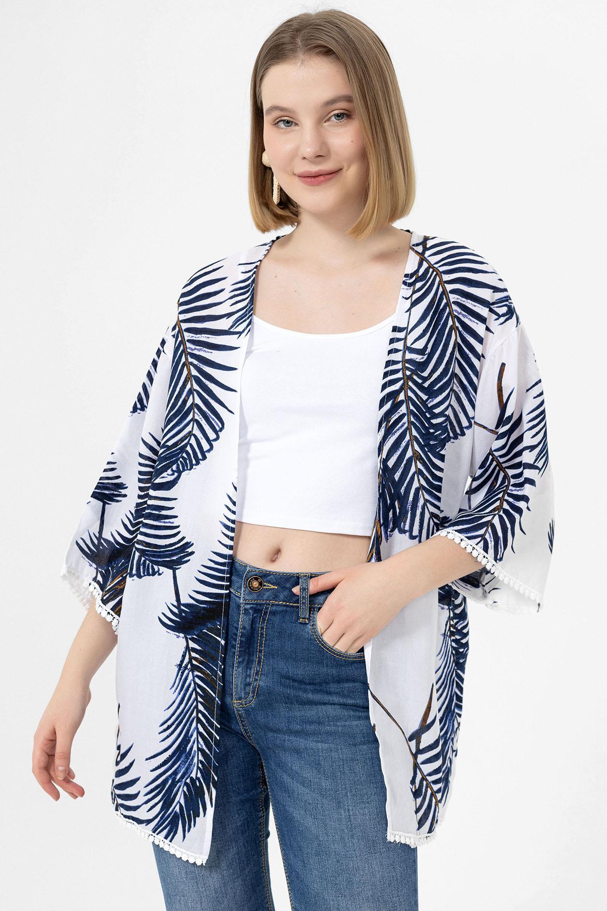 Kadın Palmiye Güpür Detaylı Viskon Kimono Ceket