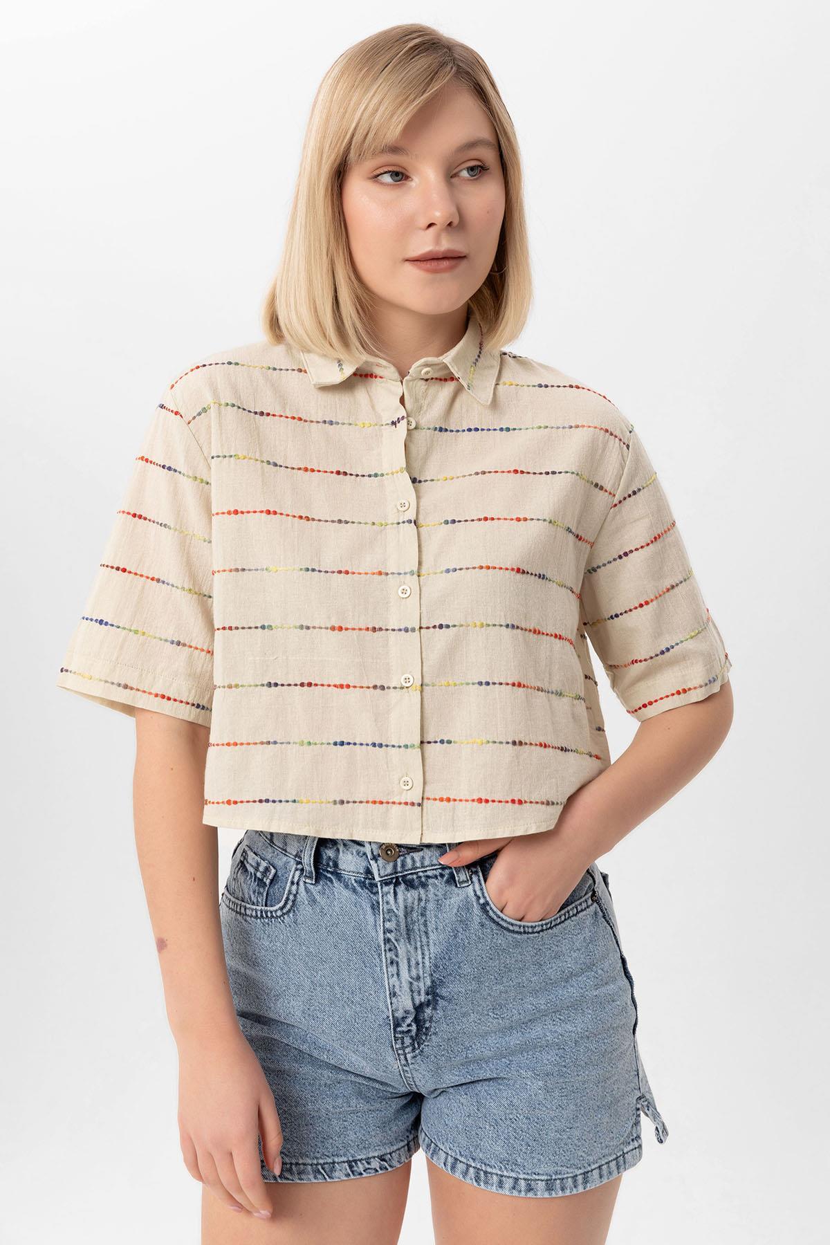Kadın Renkli Salaş Keten Kısa Gömlek