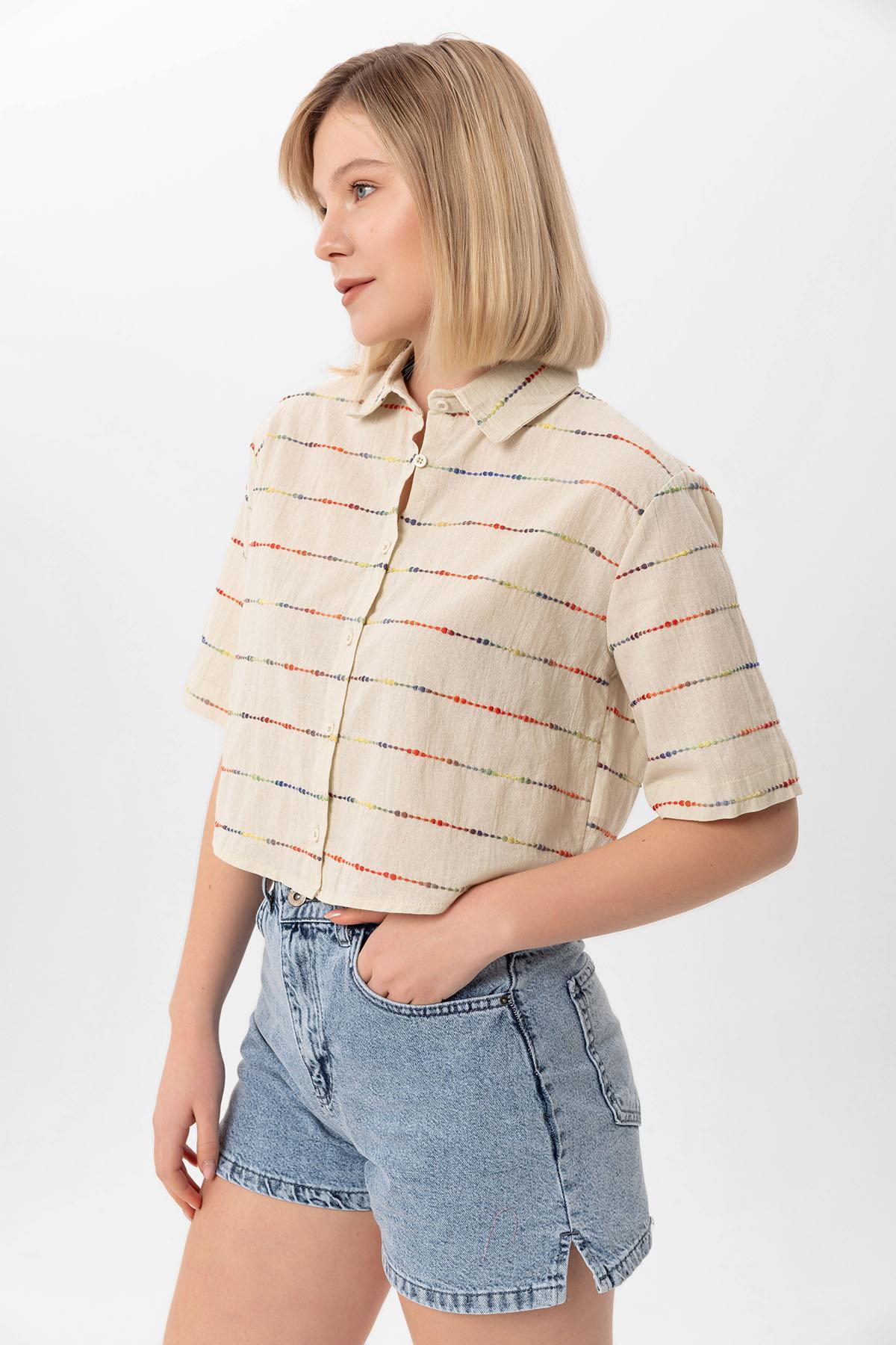 Kadın Renkli Salaş Keten Kısa Gömlek