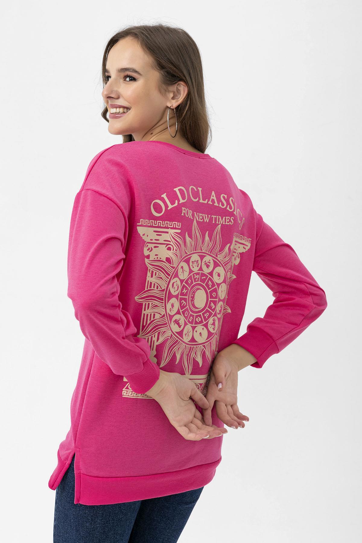 Kadın Sırt Baskı Detaylı Yan Yırtmaçlı Oversize Sweatshirt