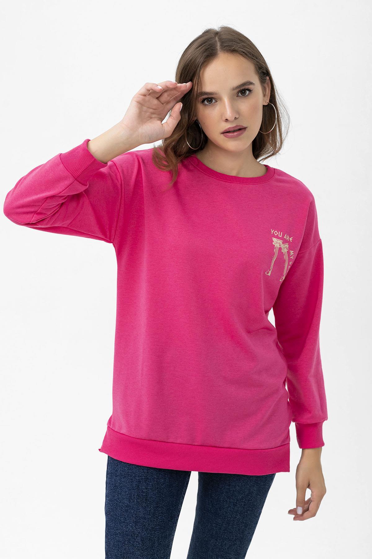 Kadın Sırt Baskı Detaylı Yan Yırtmaçlı Oversize Sweatshirt