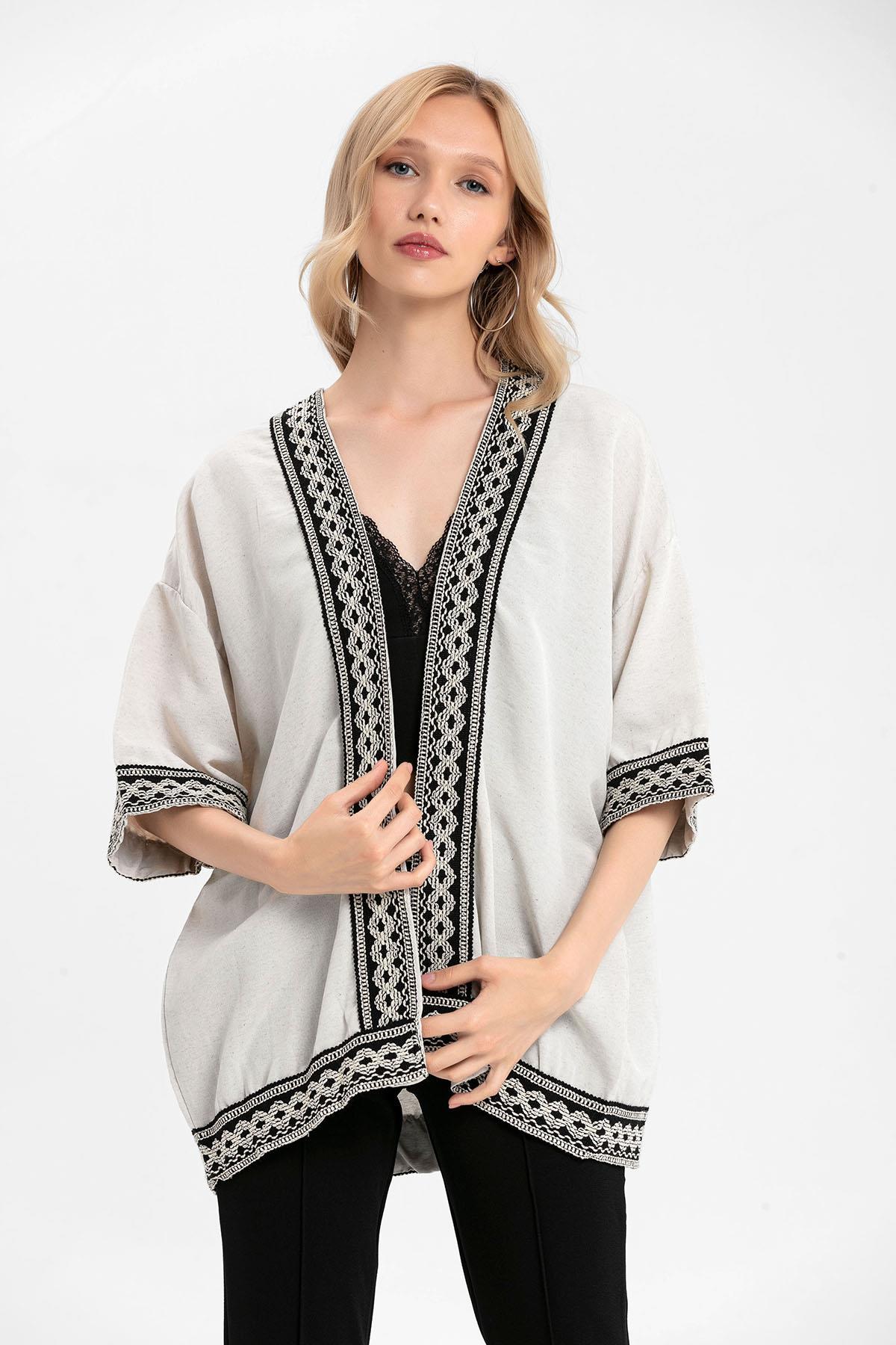 Yakası Kolu Nakışlı Kimono Keten Hırka