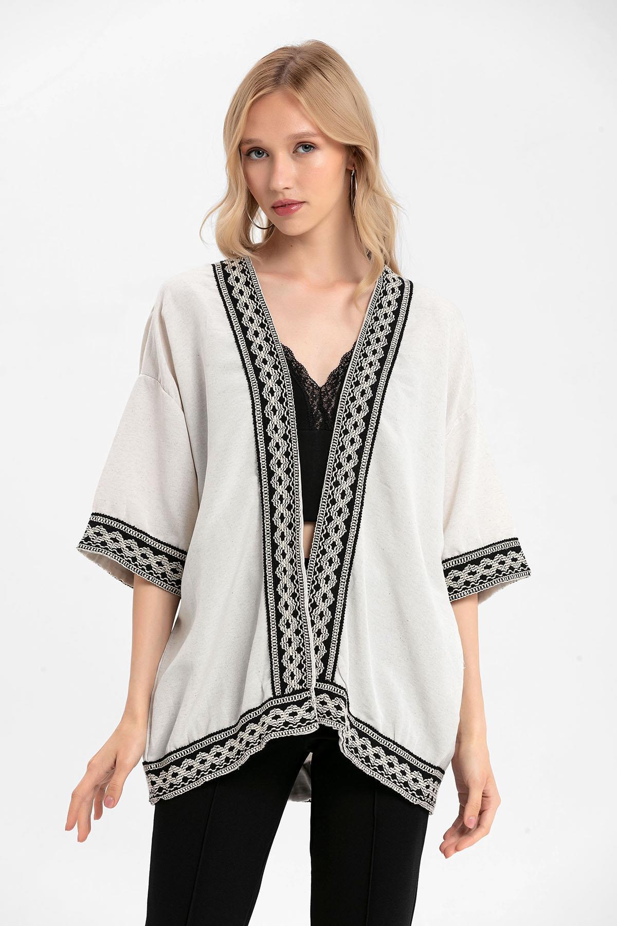 Yakası Kolu Nakışlı Kimono Keten Hırka
