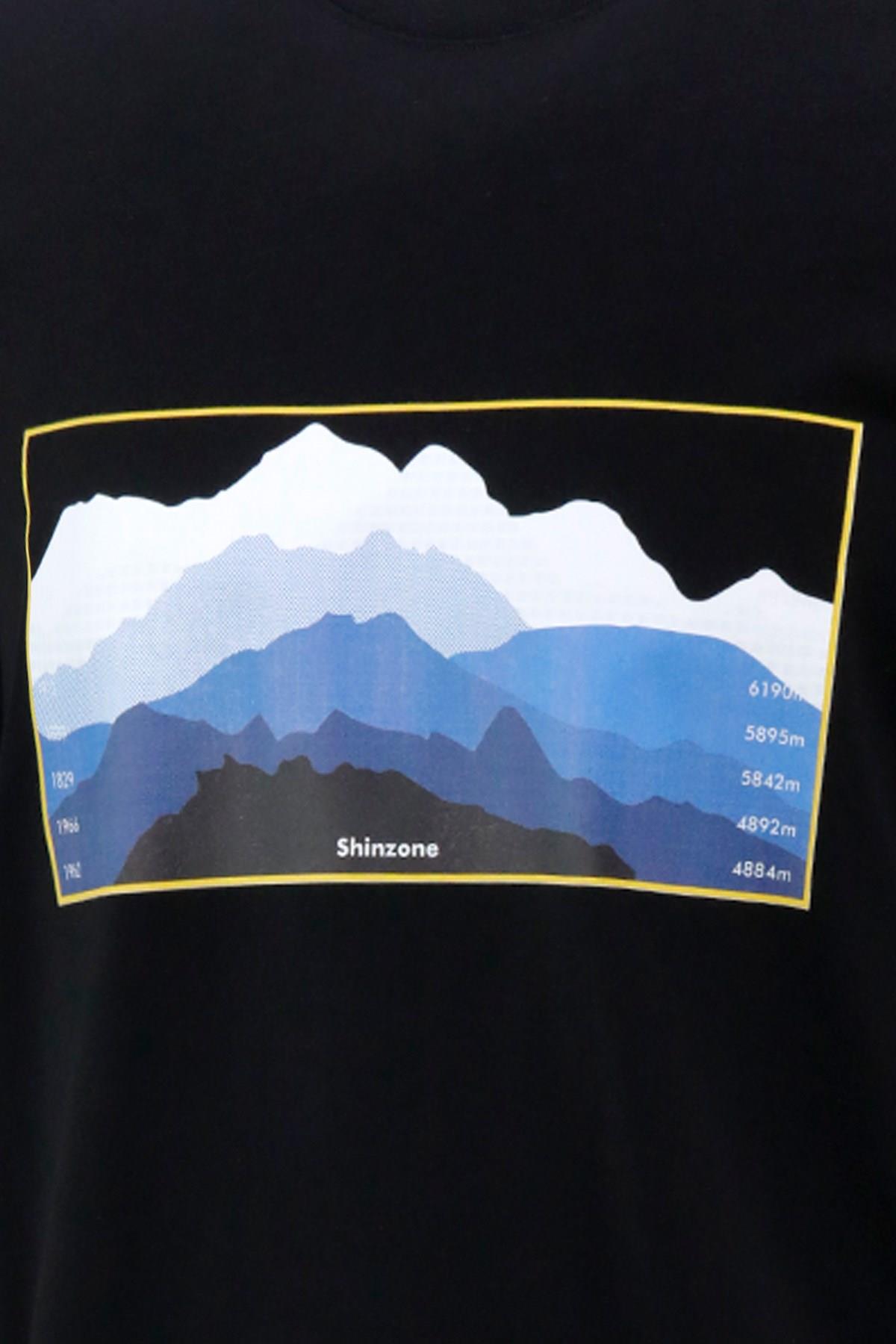 T-ShirtShinzoneErkek Bisiklet Yaka Standart Fit Göğüs Baskılı Siyah T-Shirt
