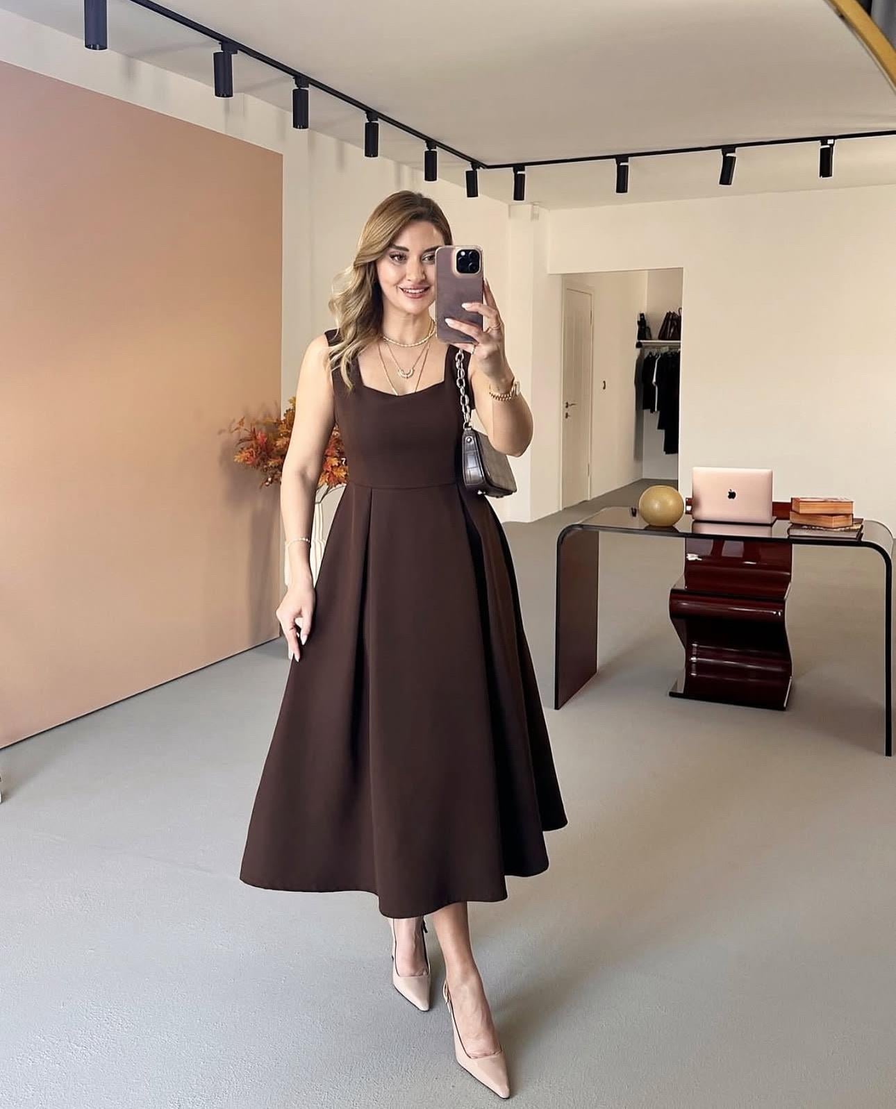 Çan Model Elbise