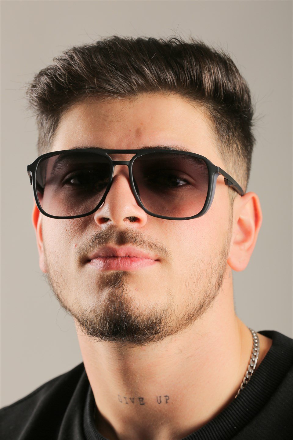 Police SPL720 06AA Erkek Güneş Gözlüğü