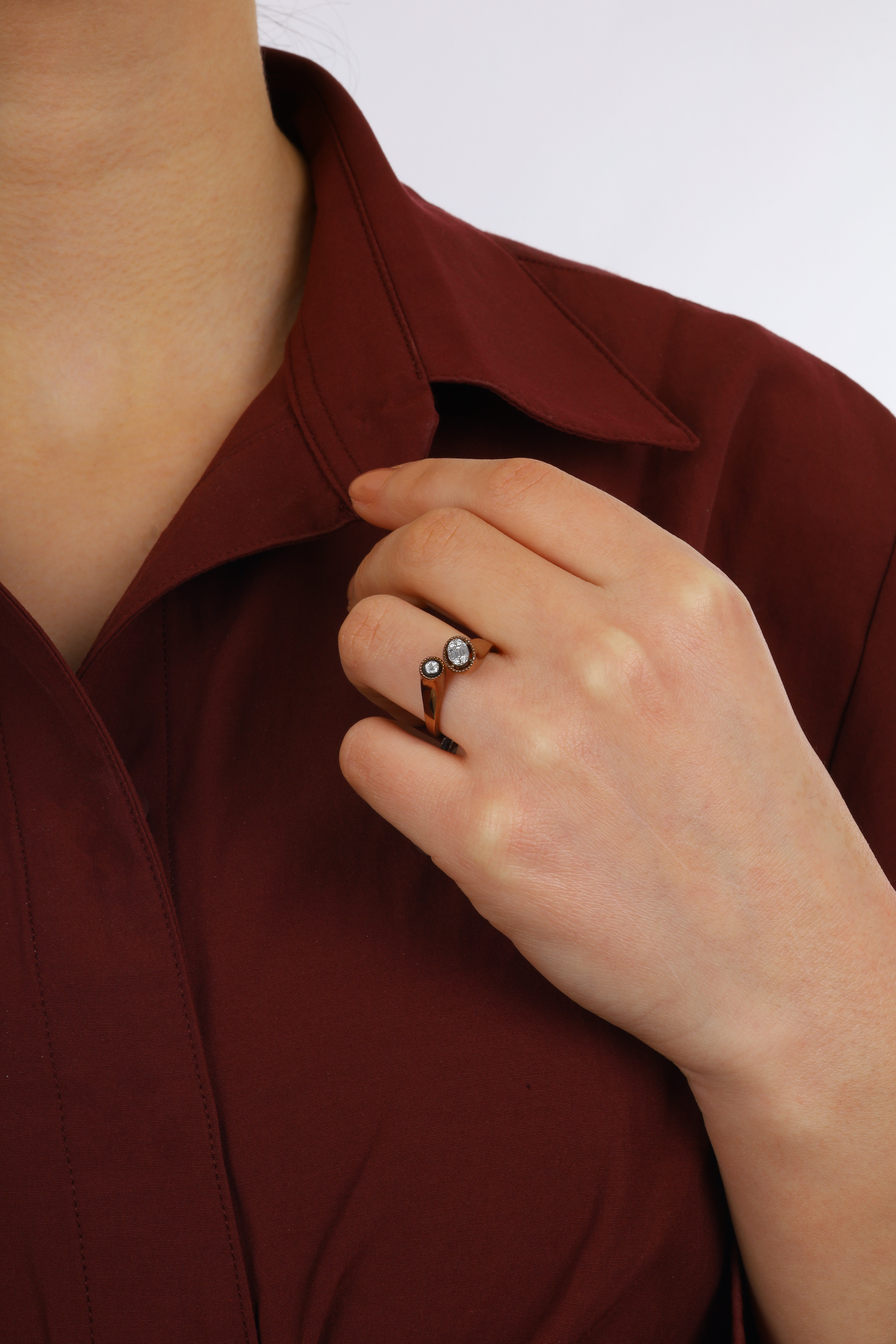 0,15 CT. ÖZEL OVAL TASARIM ELMAS YÜZÜK