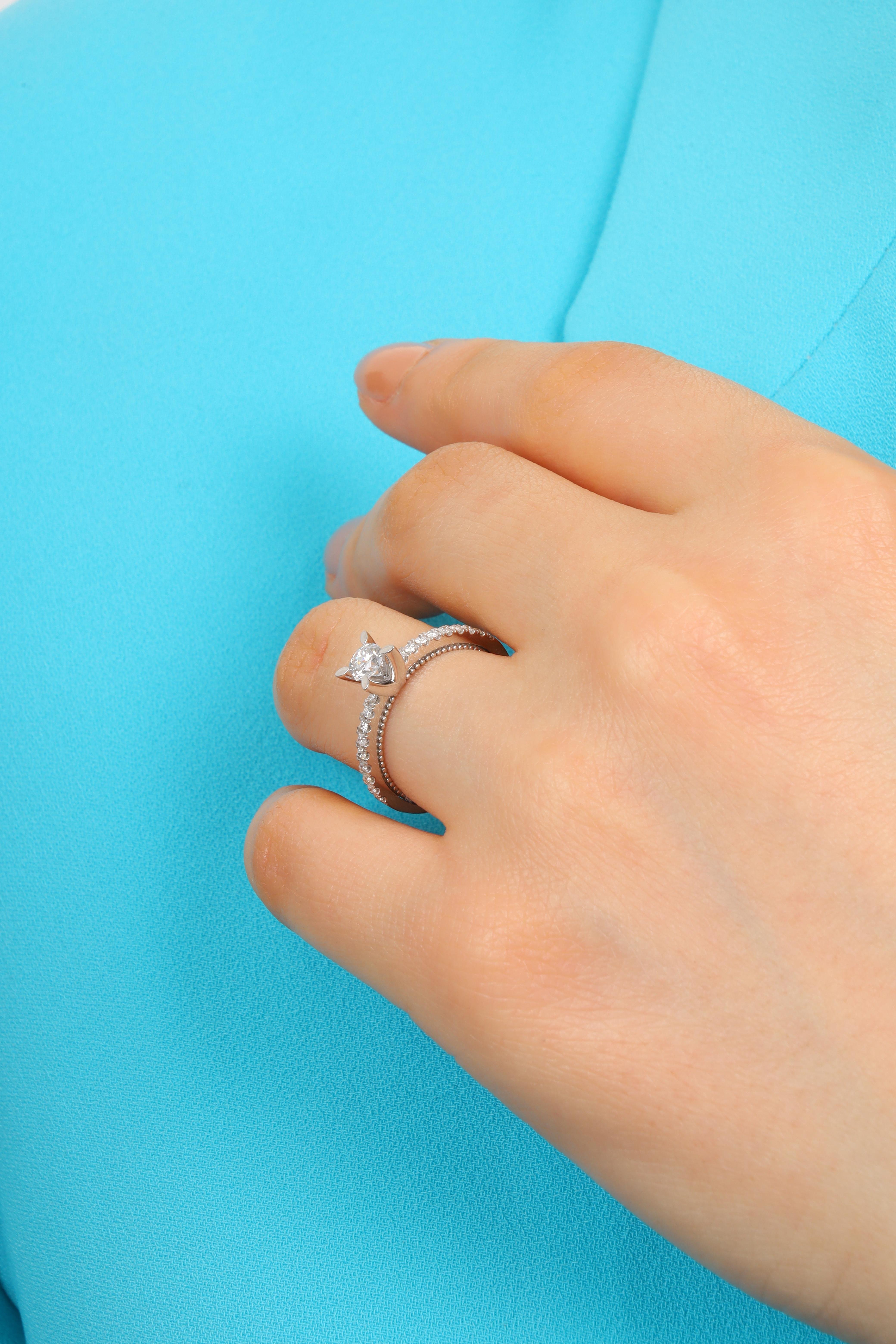 0,47 CT. TEKTAŞ PIRLANTA YÜZÜK