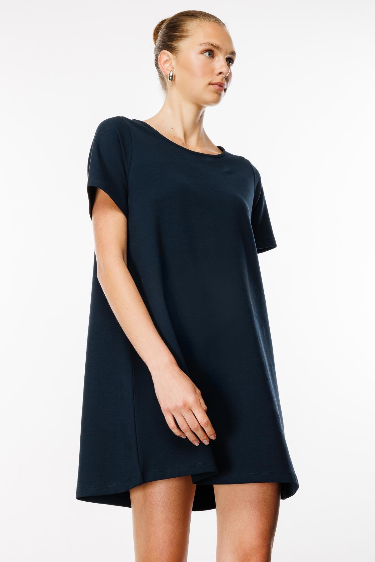 Çan Form Sırt Detaylı Lacivert Elbise