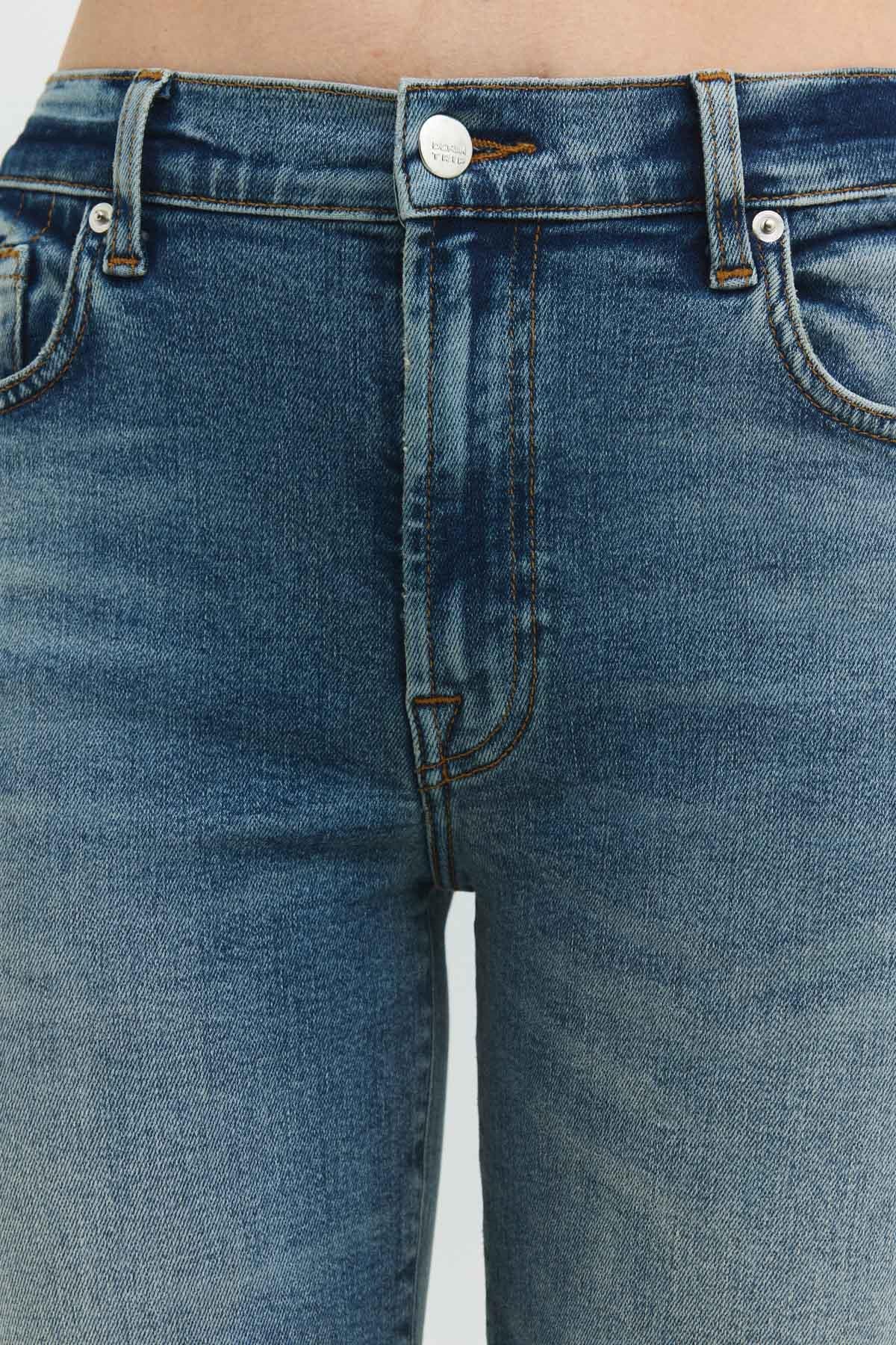 Regular Straight Fit Koyu İndigo Kadın Jean Pantolon