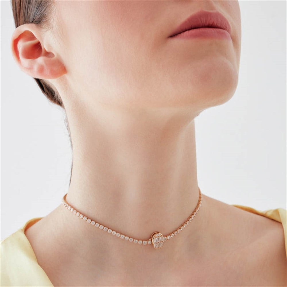Emily Choker
