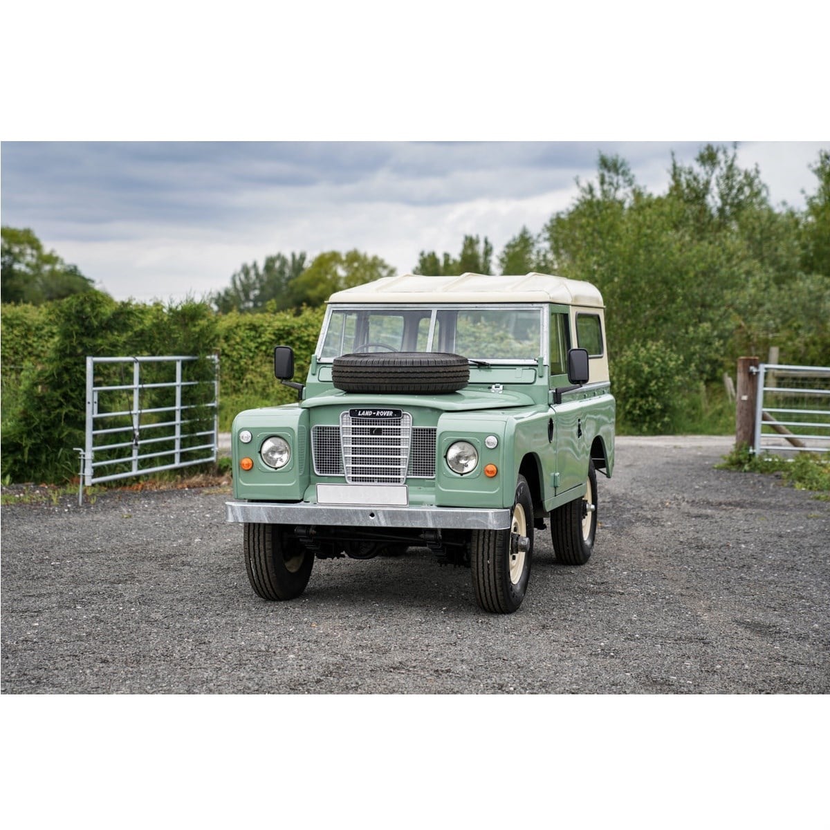 Land Rover Defender Ön Panjur Seri 3 346346