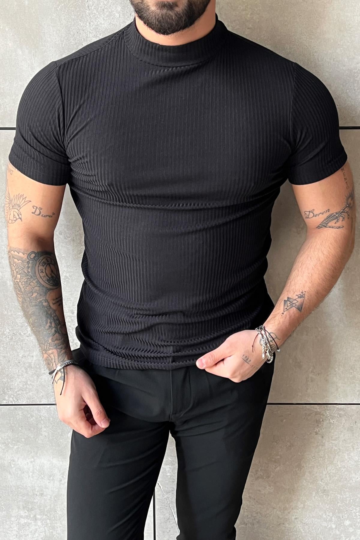 Yarım Boğazlı İnce Likralı Slim T-Shirt