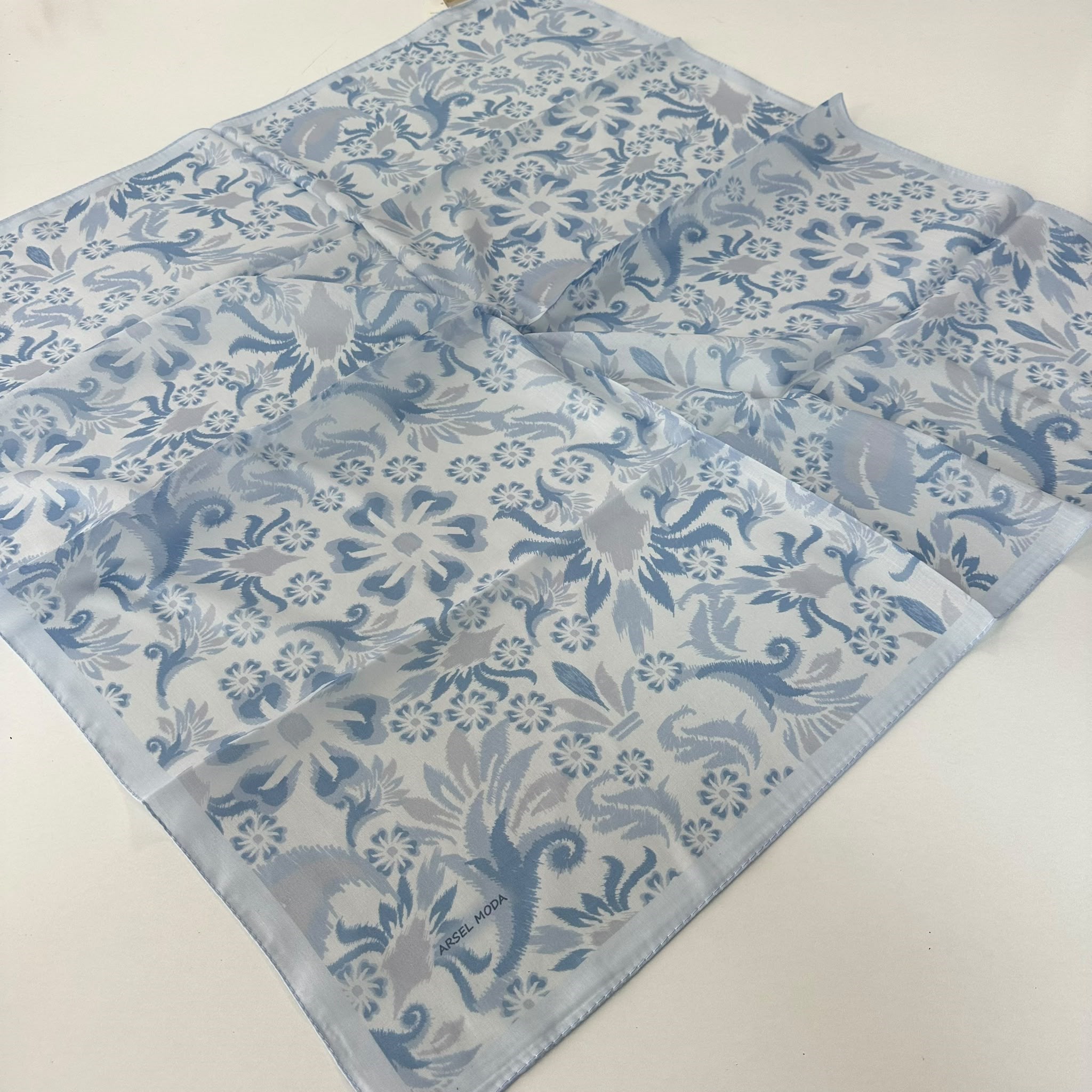 ARSEL MODA Soft Pamuklu Eşarp İtalyan Dikişli Mavi Serisi  LRB7102
