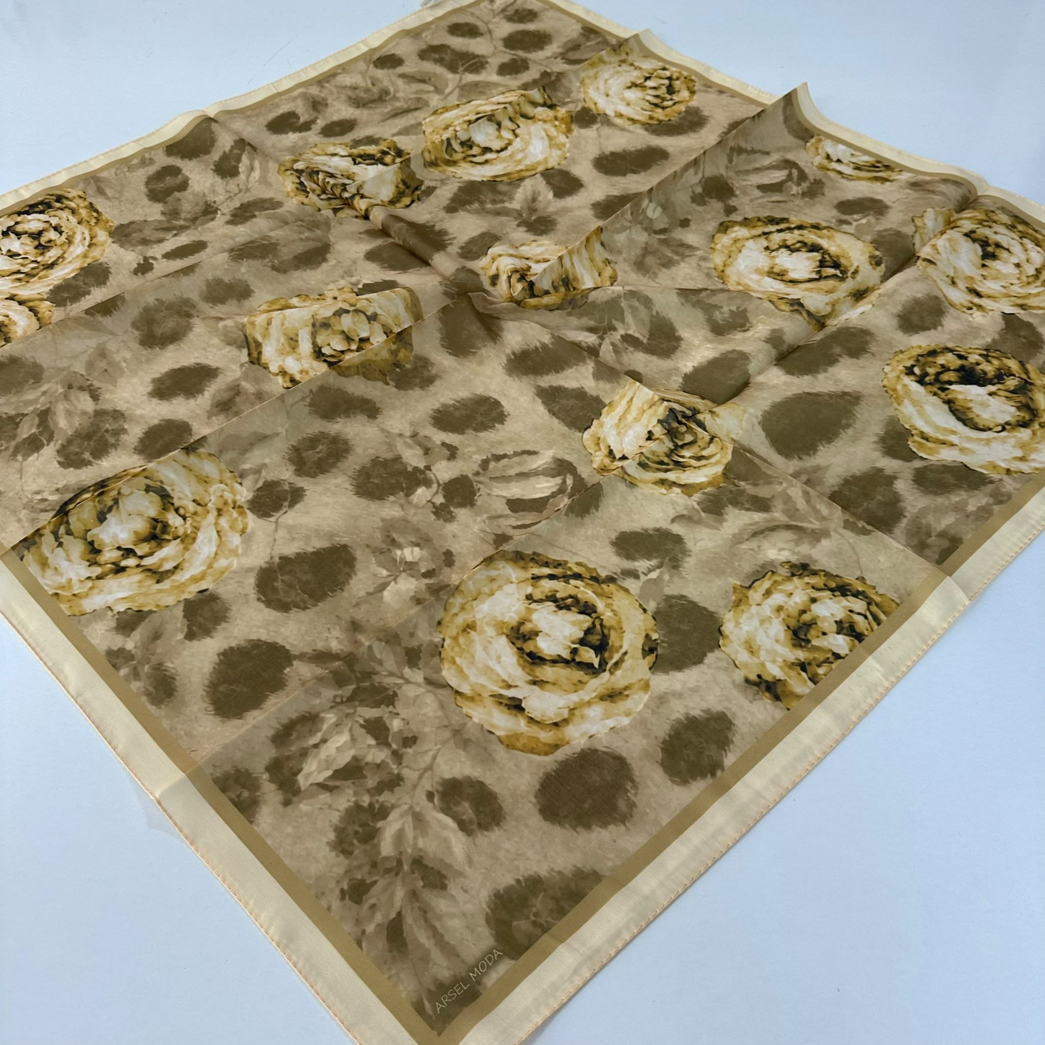 ARSEL MODA Soft Pamuklu Eşarp İtalyan Dikişli LRB7309